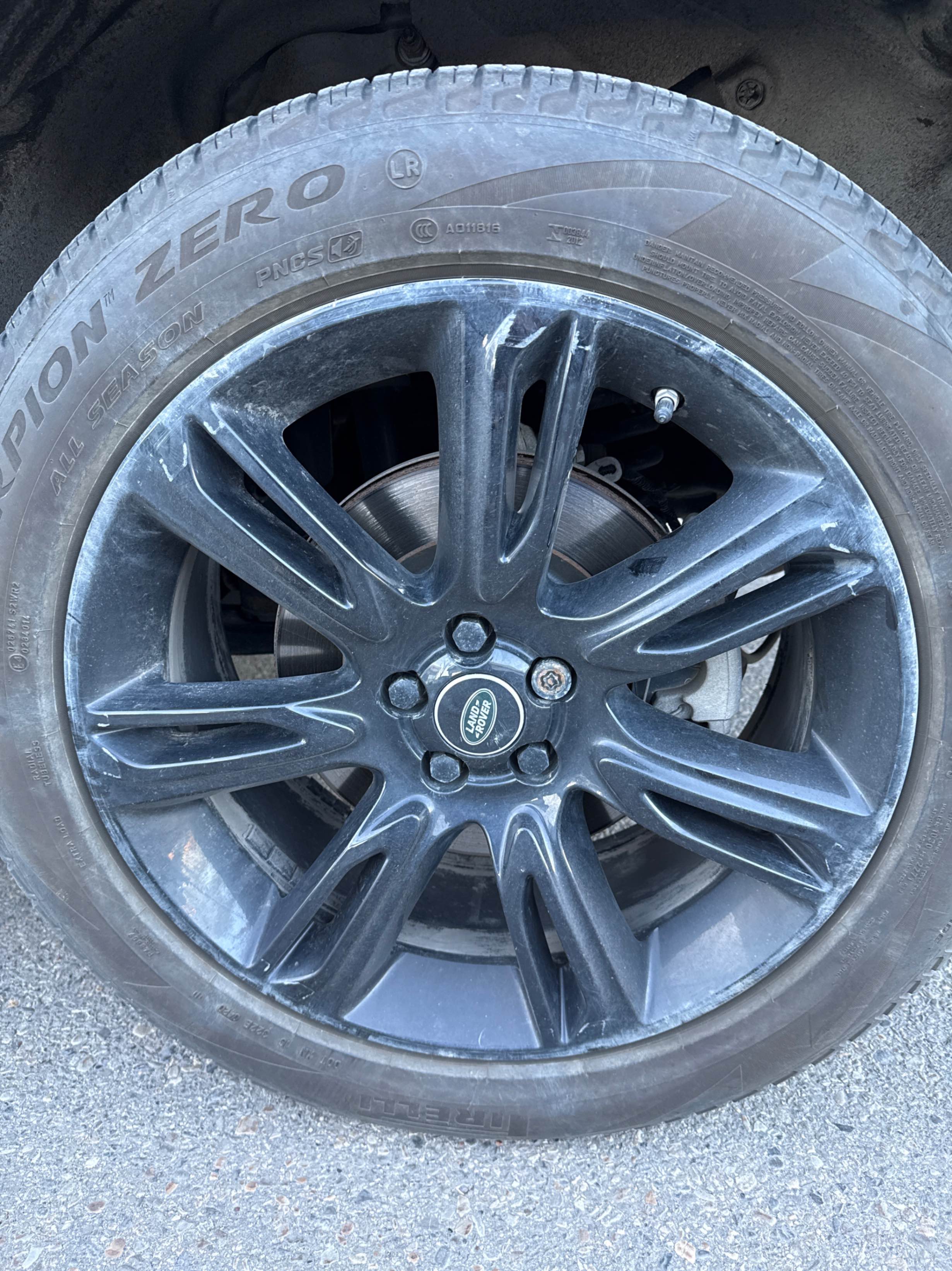 Снимка 7 от търг – 2020 LAND ROVER RANGE ROVER VELAR R-DYNAMIC S с VIN SALYK2FX3LA276144
