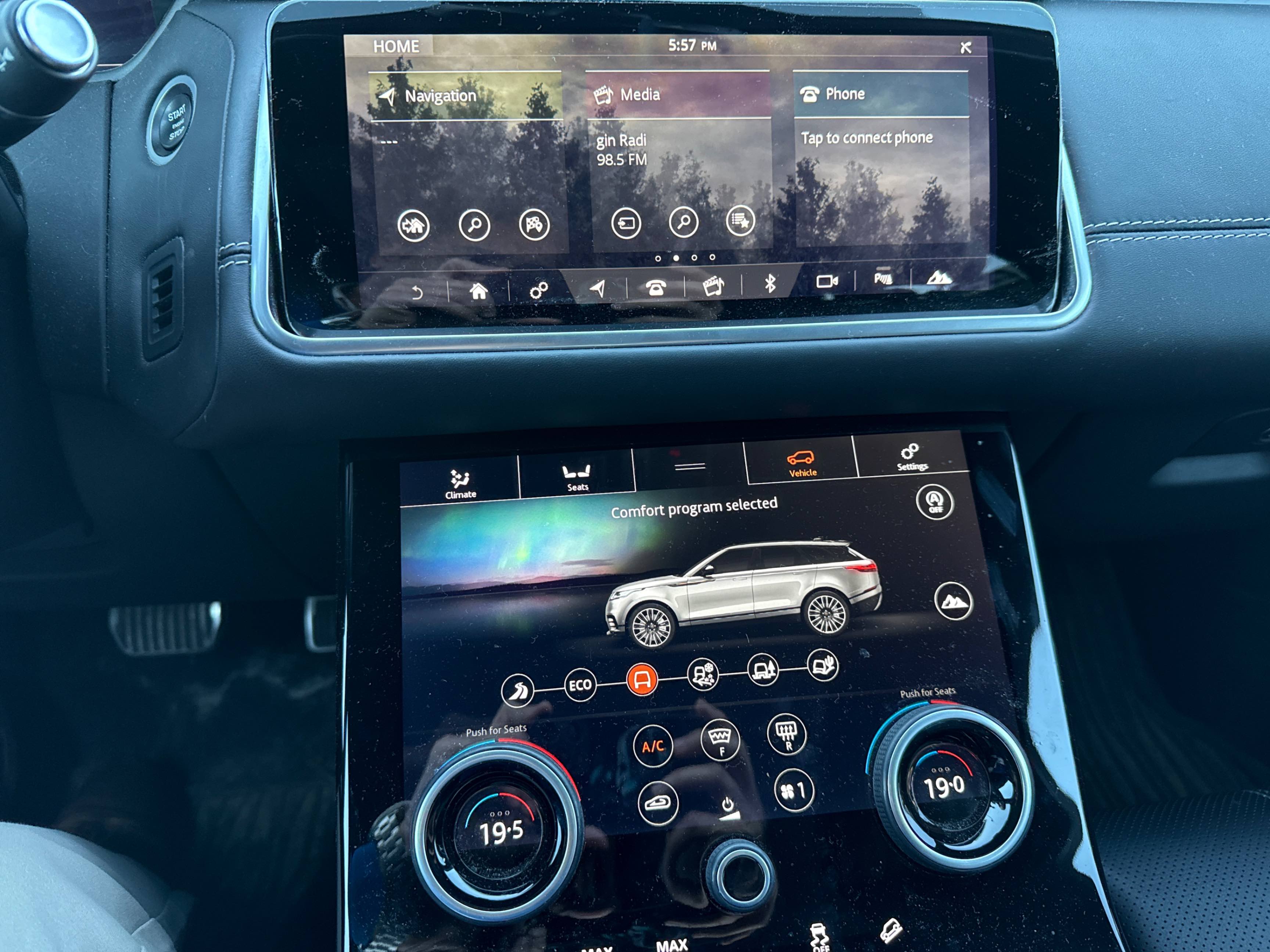 Снимка 9 от търг – 2020 LAND ROVER RANGE ROVER VELAR R-DYNAMIC S с VIN SALYK2FX3LA276144