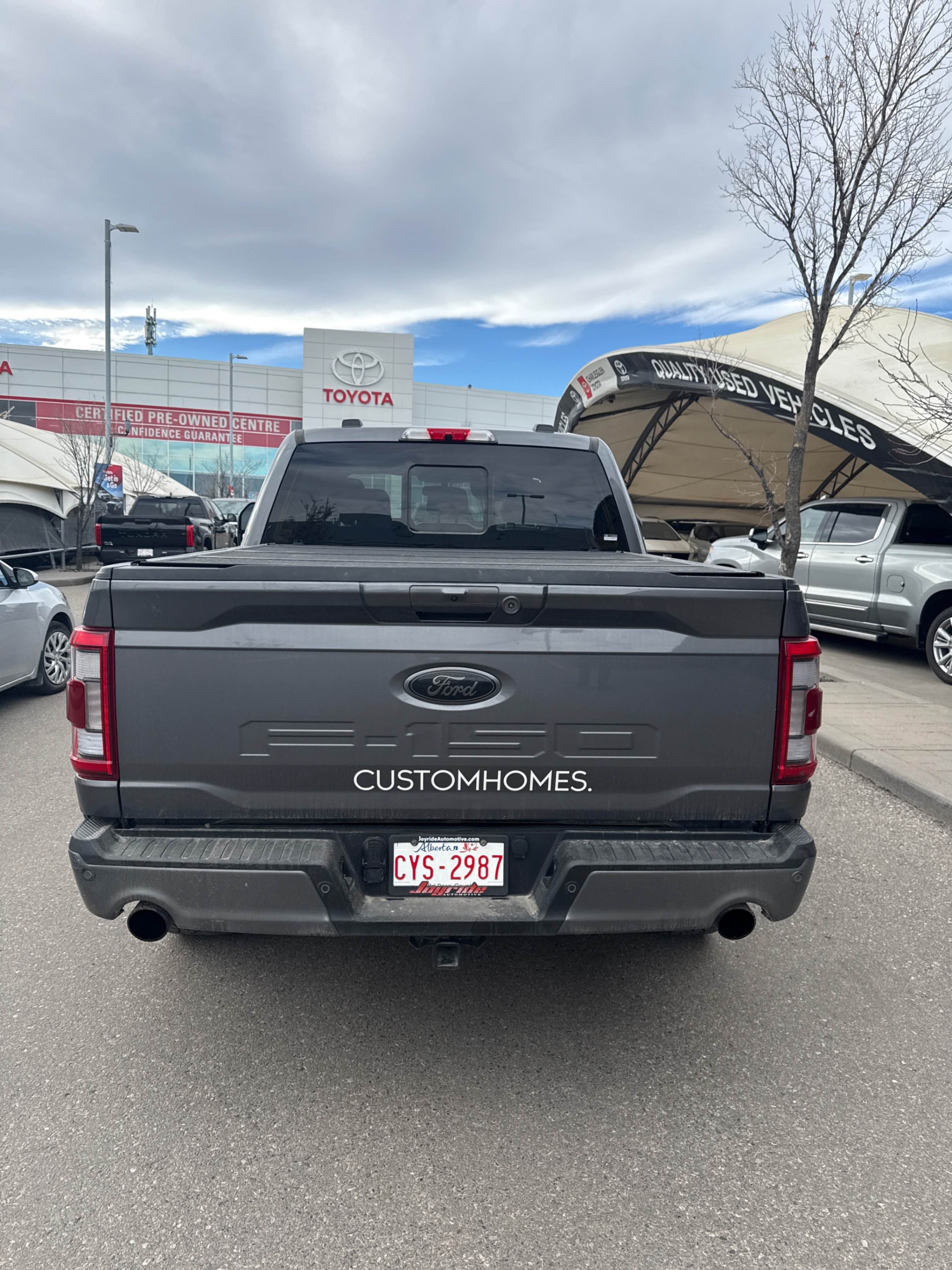 Снимка 4 от търг – 2022 FORD F-150 4WD SUPERCREW BOX с VIN 1FTFW1E89NFB44292