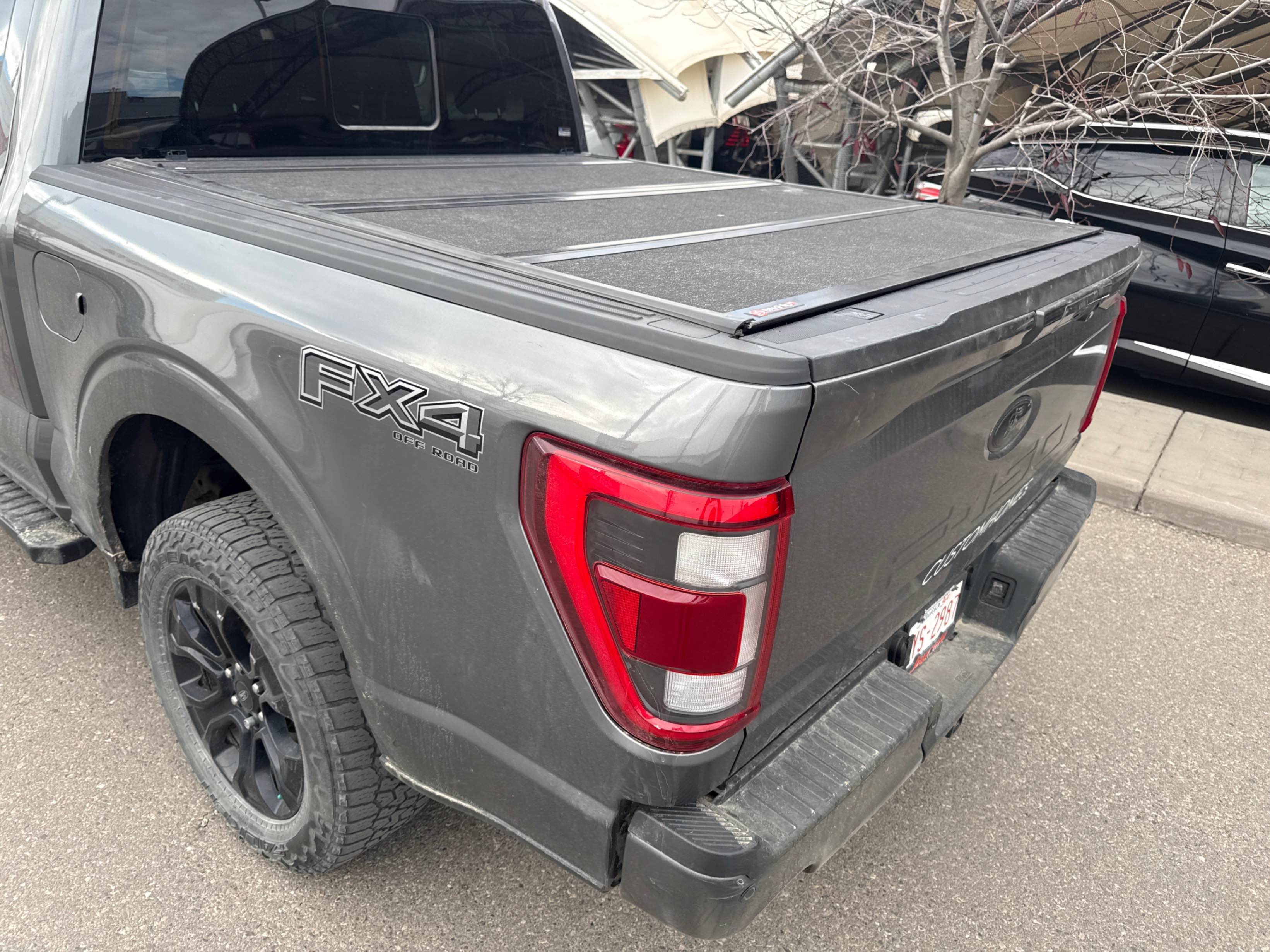 Снимка 12 от търг – 2022 FORD F-150 4WD SUPERCREW BOX с VIN 1FTFW1E89NFB44292