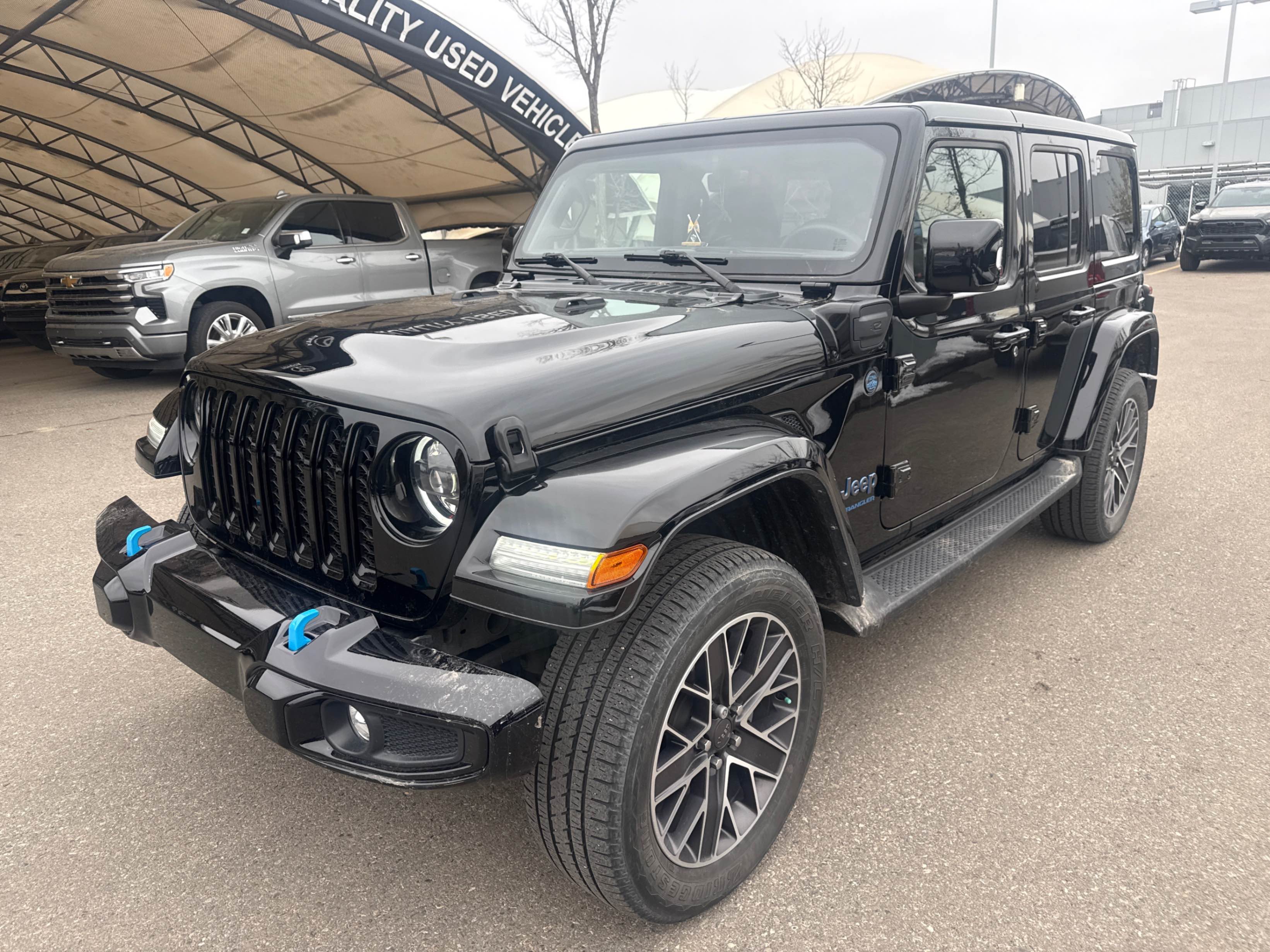 JEEP WRANGLER 4XE HIGH ALTITUDE 2023 с VIN 1C4JJXP60PW644951 - Снимка от търг