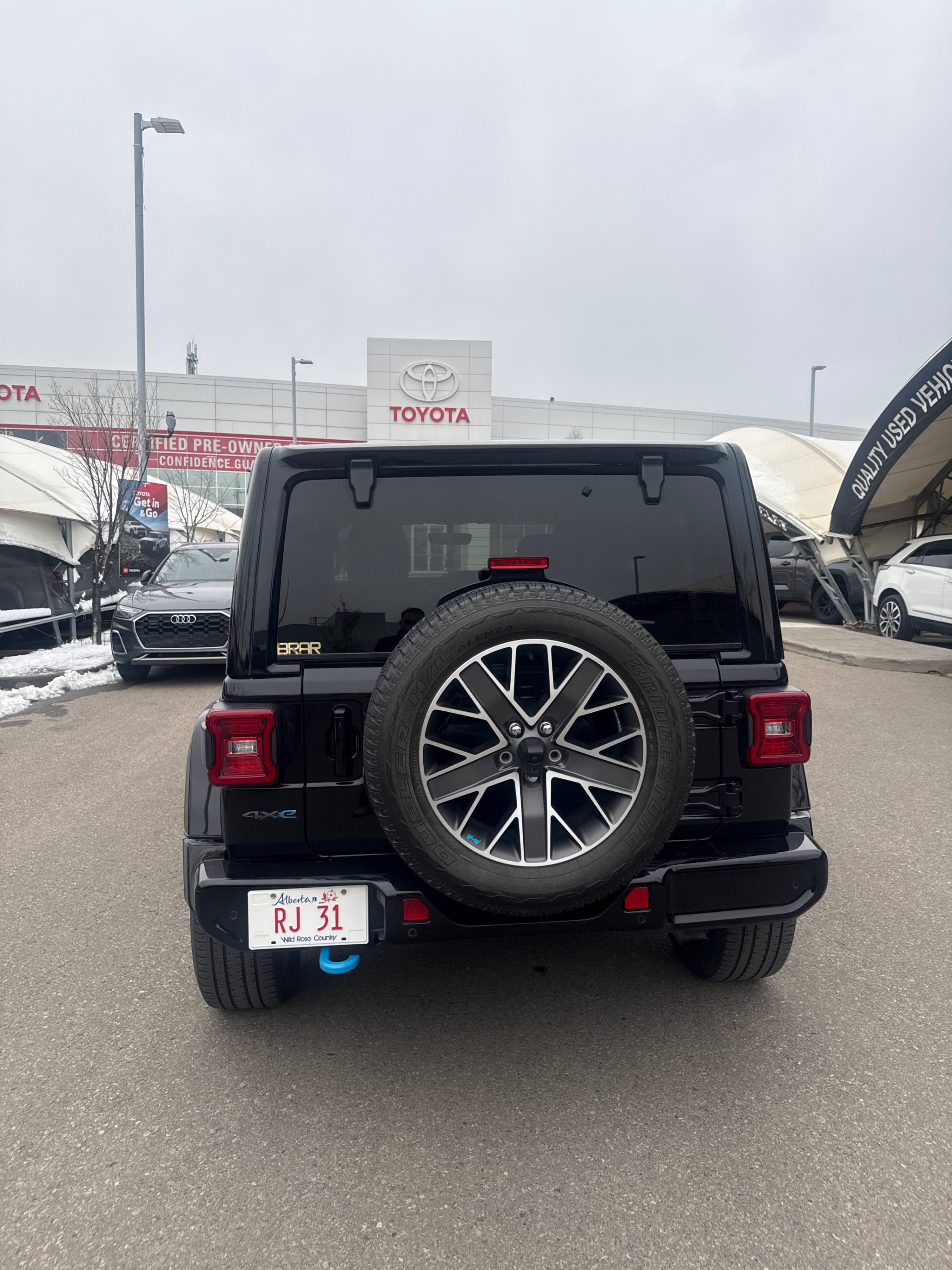 Снимка 4 от търг – 2023 JEEP WRANGLER 4XE HIGH ALTITUDE с VIN 1C4JJXP60PW644951