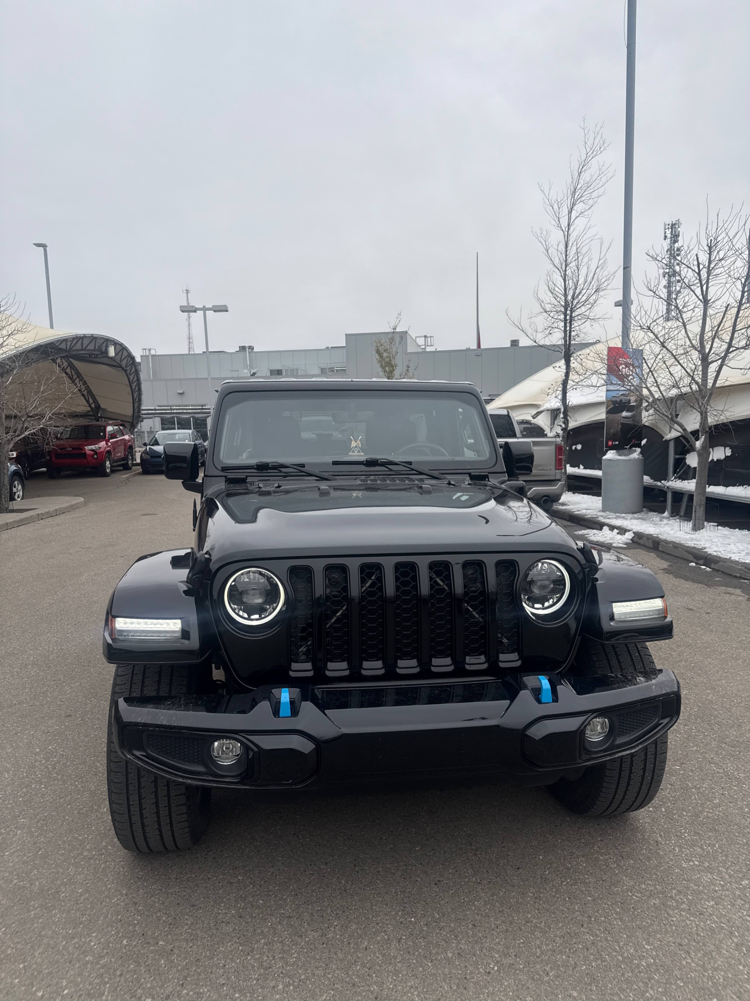 Снимка 6 от търг – 2023 JEEP WRANGLER 4XE HIGH ALTITUDE с VIN 1C4JJXP60PW644951