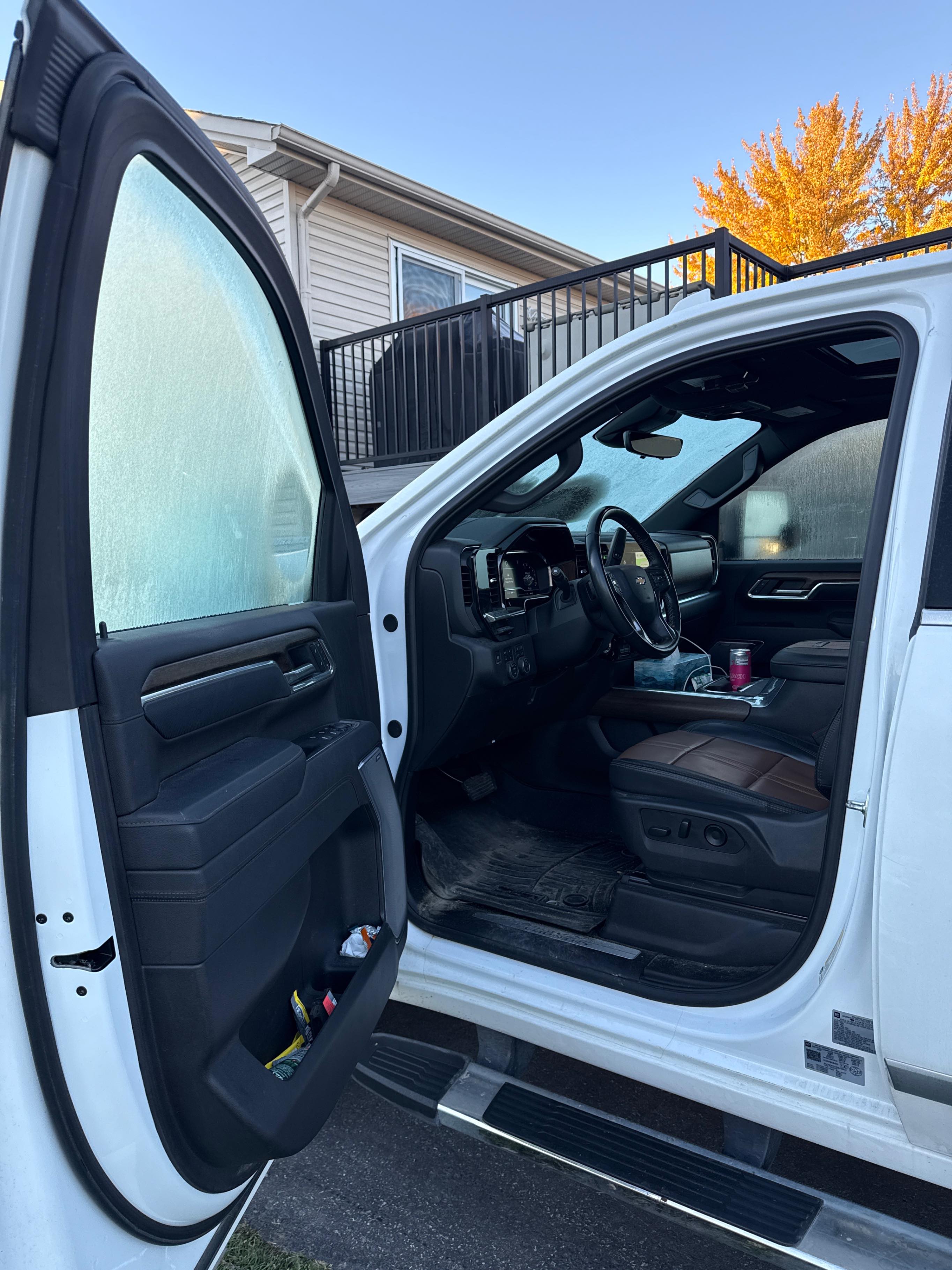 Снимка 5 от търг – 2025 CHEVROLET SILVERADO 2500HD HIGH COUNTRY с VIN 2GC4KREY3S1222831