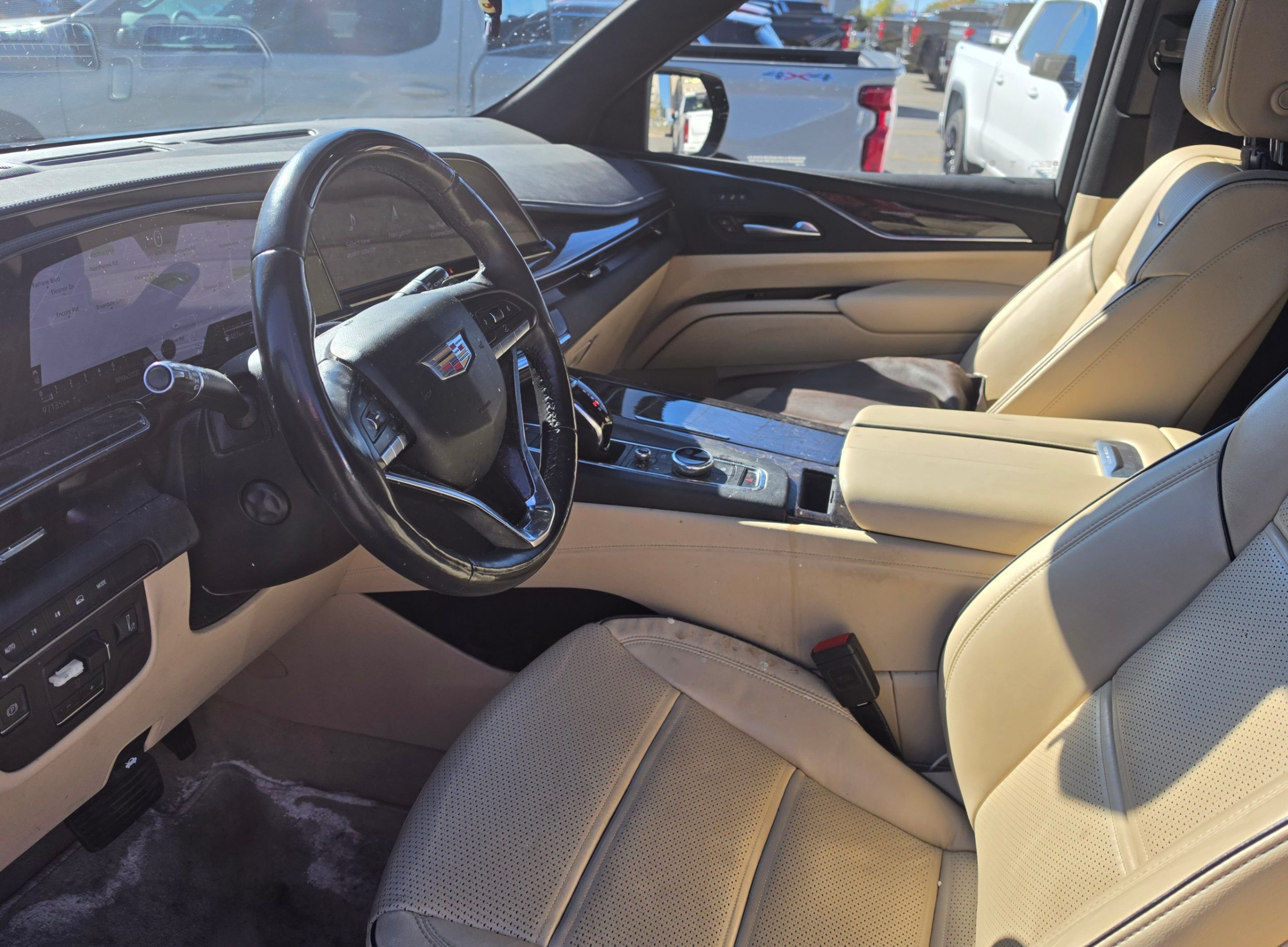 Снимка 5 от търг – 2023 CADILLAC ESCALADE ESV 4WD PREMIUM LUXURY с VIN 1GYS4KKL6PR413430