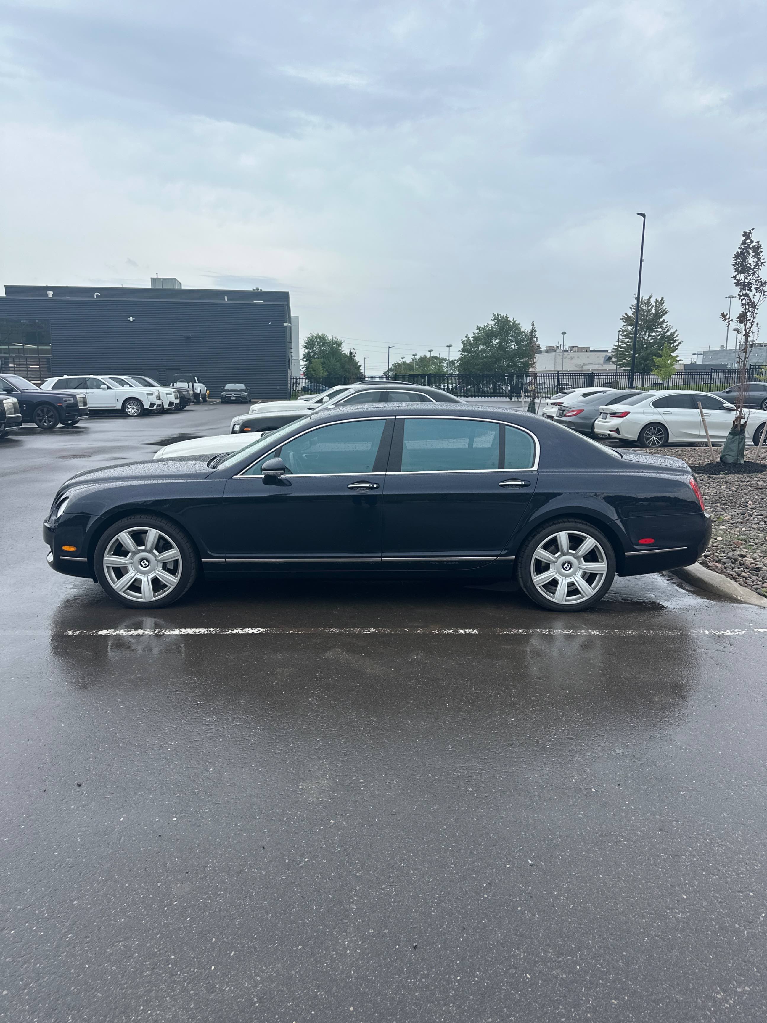 Photo 2 from auction – 2007 BENTLEY CONTINENTAL FLYING SPUR 4DR SDN with VIN SCBBR93W27C045861