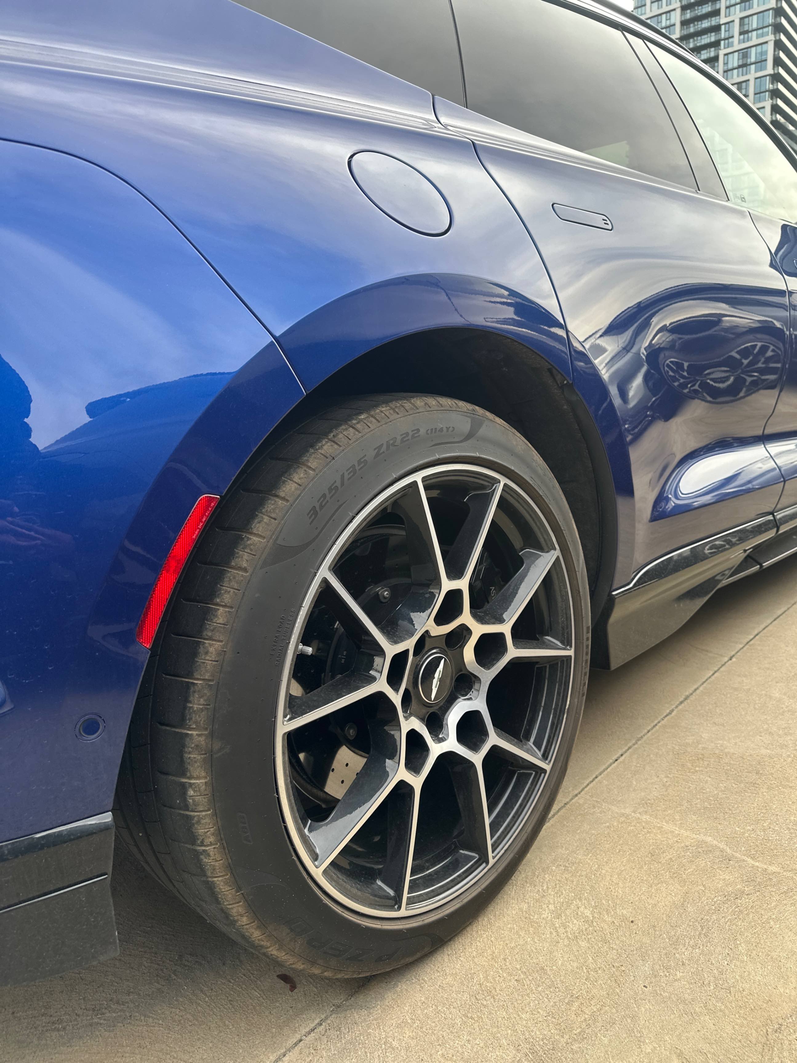 Photo 18 from auction – 2023 ASTON MARTIN DBX 707 with VIN SD7VUJBW8PTV07058