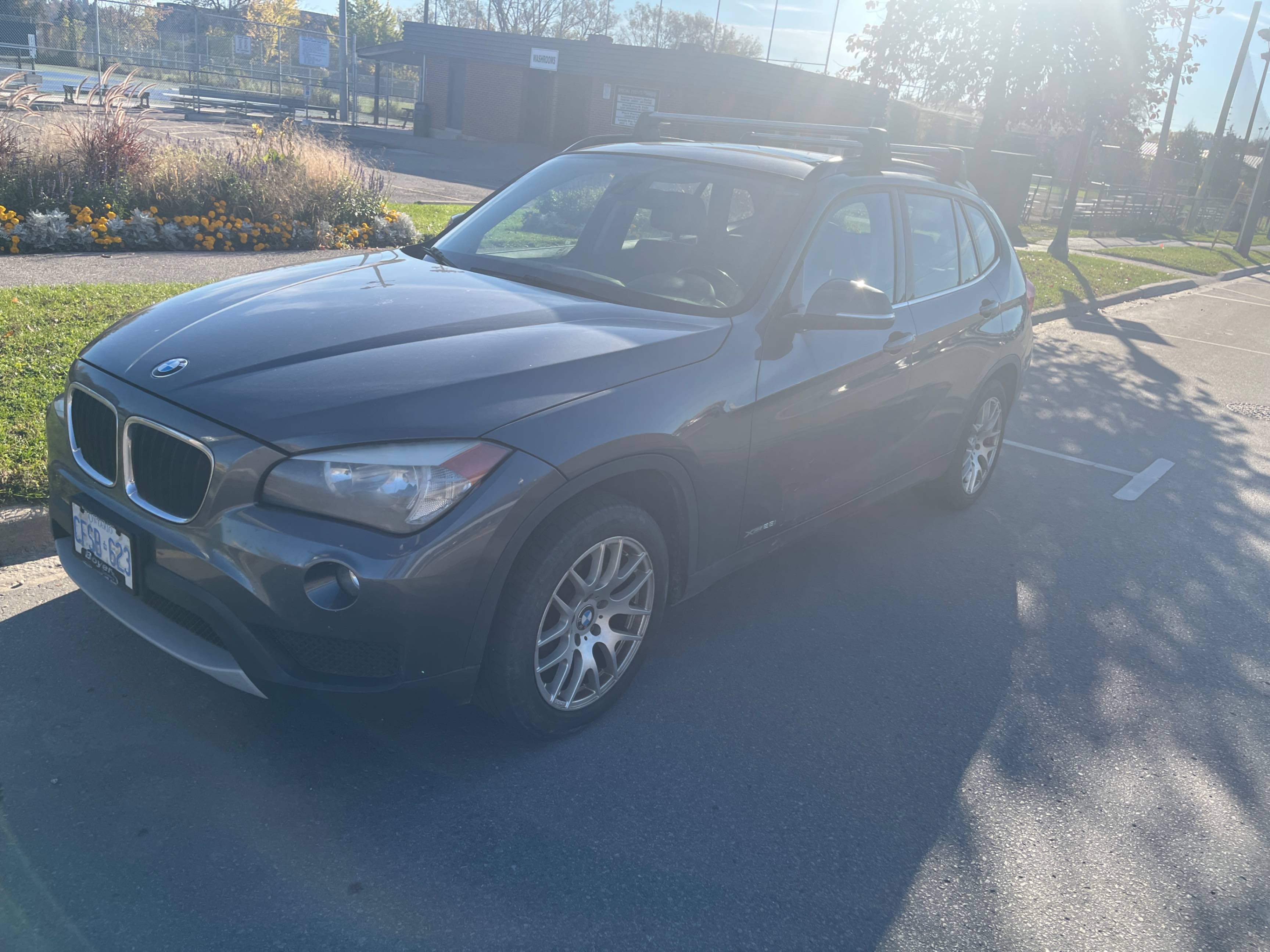 BMW X1 XDRIVE28I 2014 с VIN WBAVL1C54EVY16551 - Снимка от търг