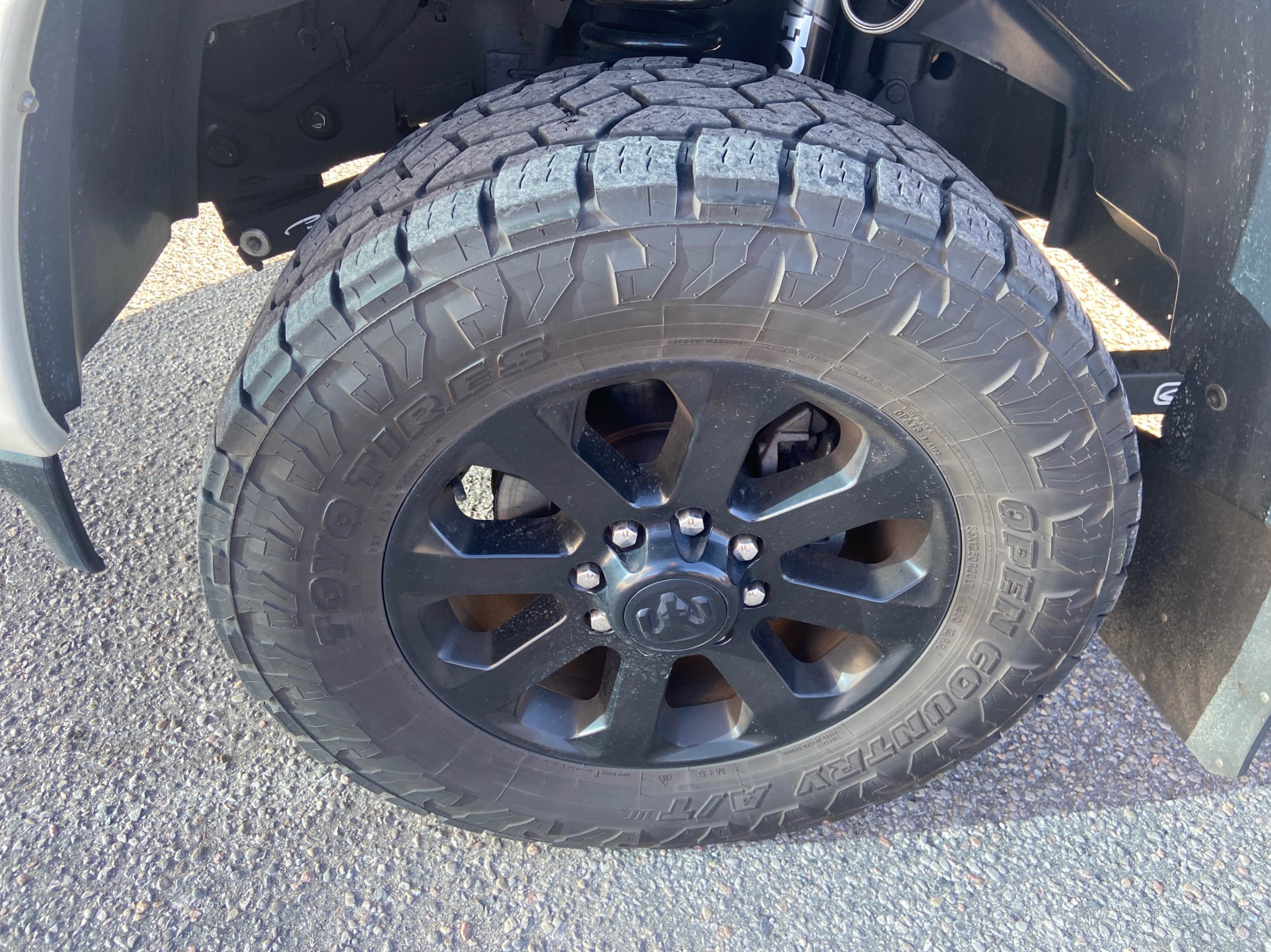 Снимка 7 от търг – 2022 RAM 3500 LARAMIE с VIN 3C63R3EL2NG240068