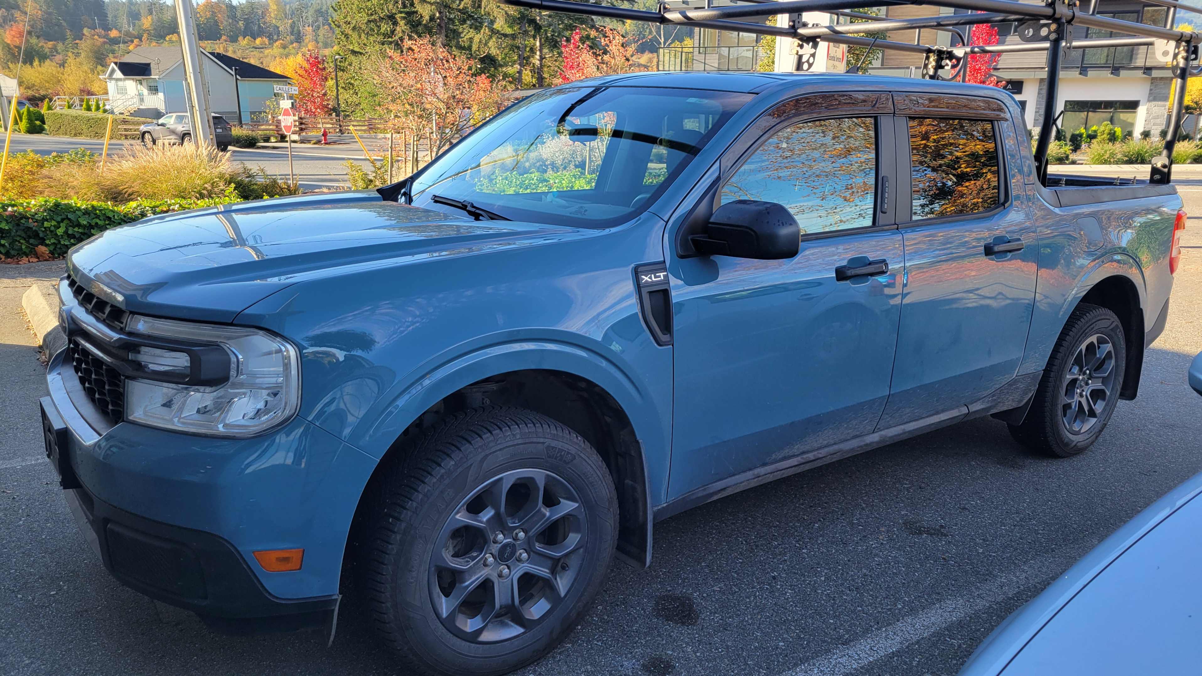 Снимка 2 от търг – 2022 FORD MAVERICK FWD SUPERCREW с VIN 3FTTW8E38NRA49533
