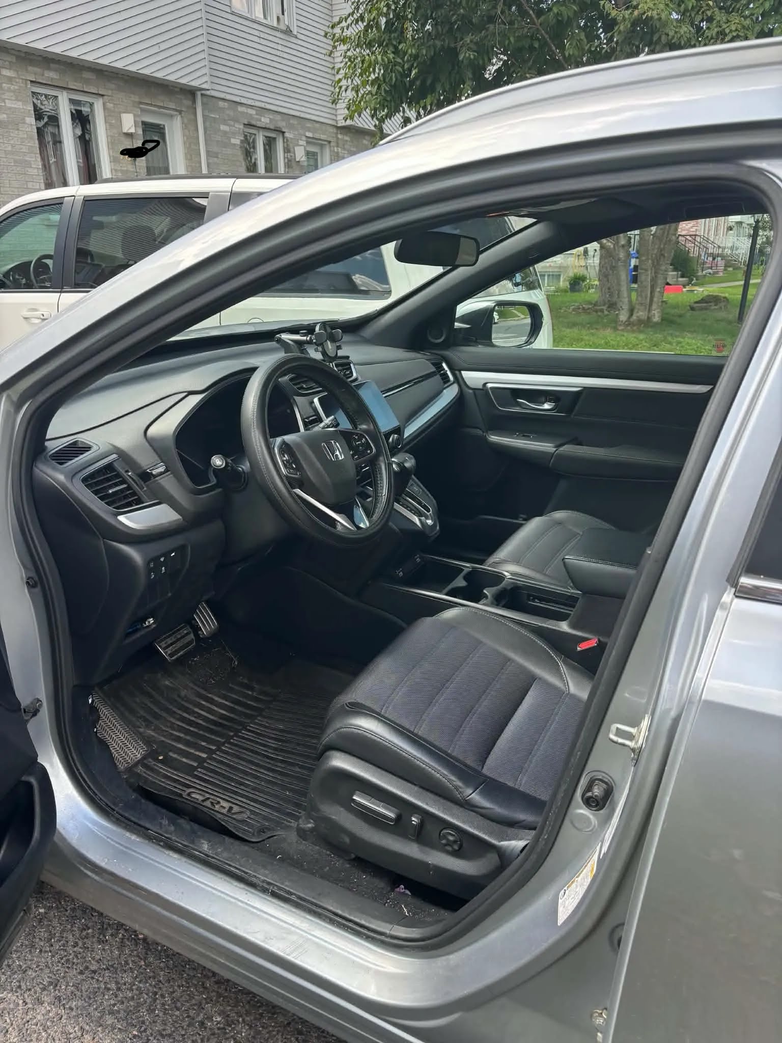Снимка 5 от търг – 2020 HONDA CR-V SPORT с VIN 2HKRW2H45LH201103