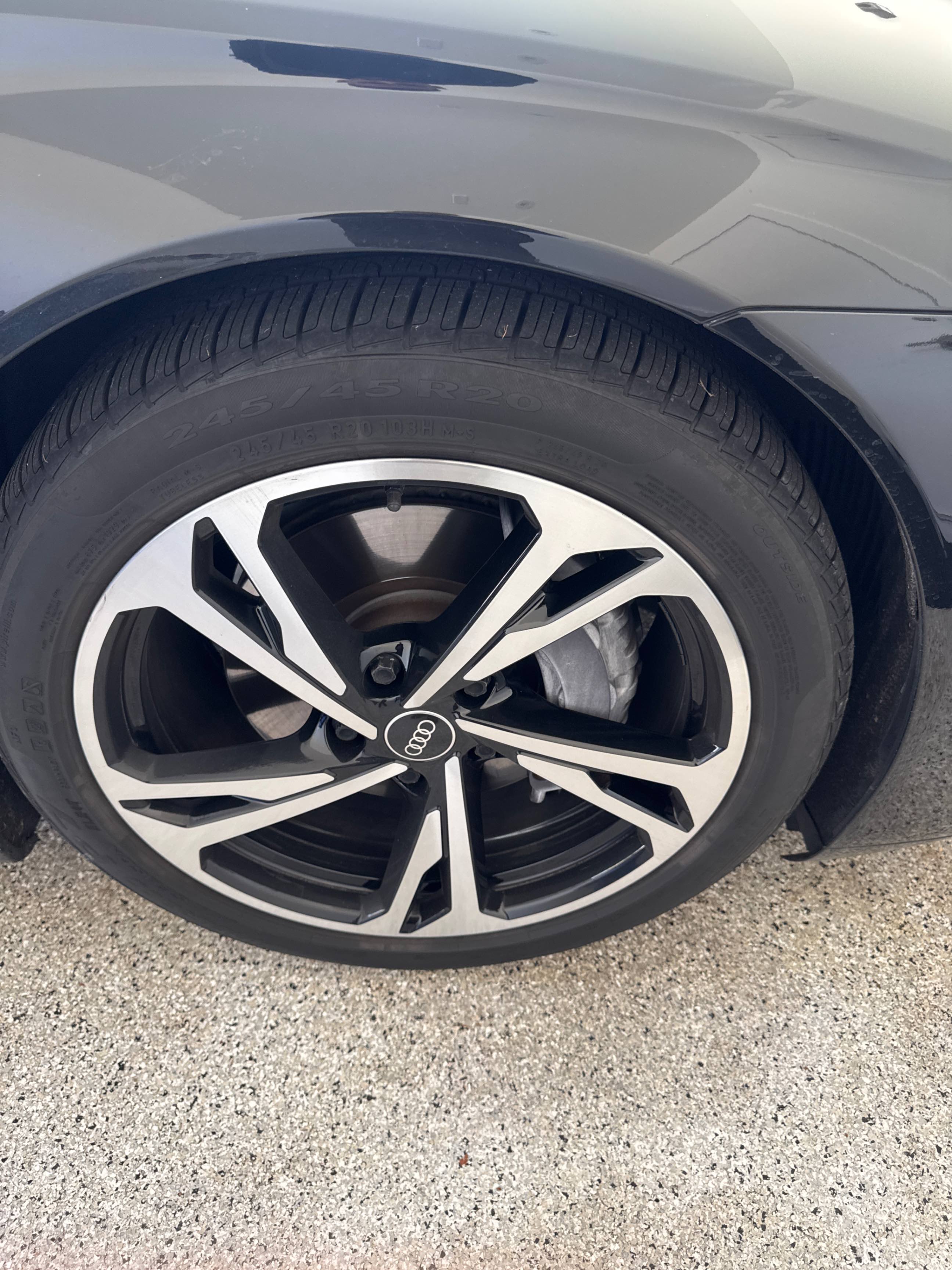 Photo 7 from auction – 2022 AUDI E-TRON GT QUATTRO with VIN WAUFJBFW3N7007230