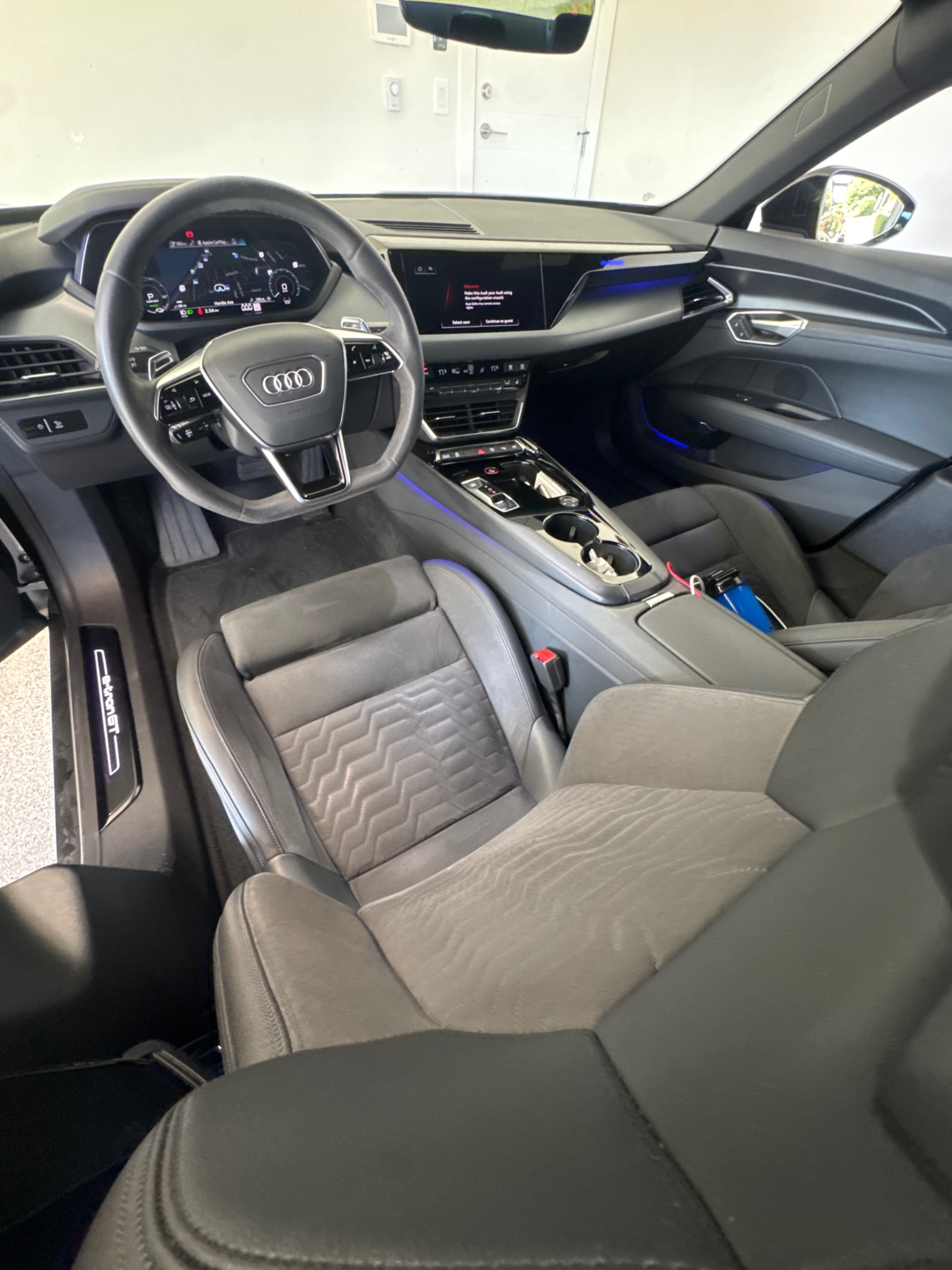 Photo 5 from auction – 2022 AUDI E-TRON GT QUATTRO with VIN WAUFJBFW3N7007230