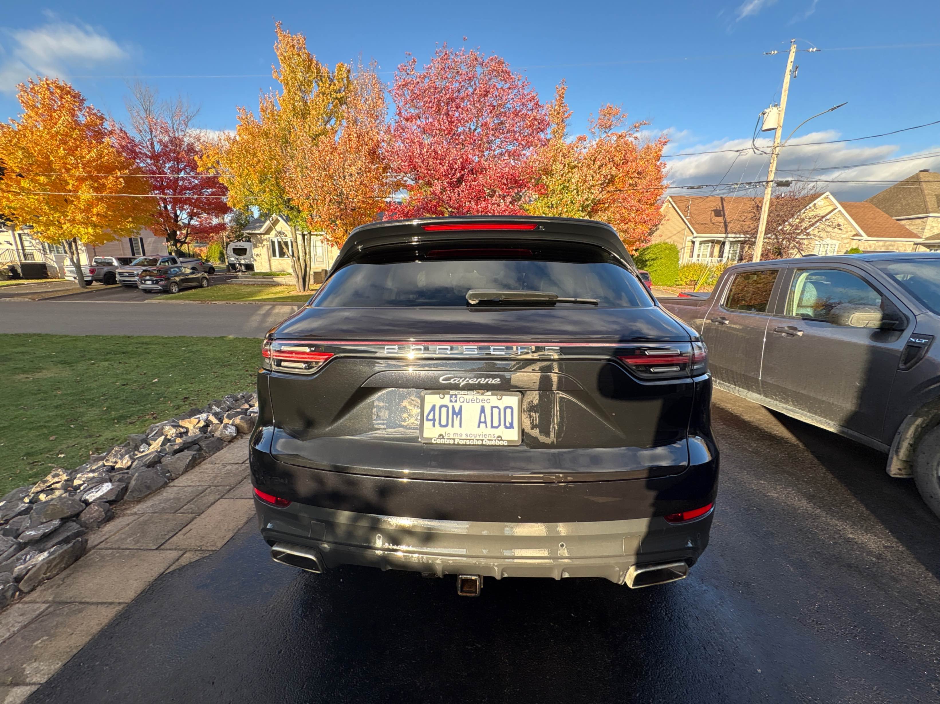 Photo 4 from auction – 2019 PORSCHE CAYENNE AWD with VIN WP1AA2AY2KDA03445