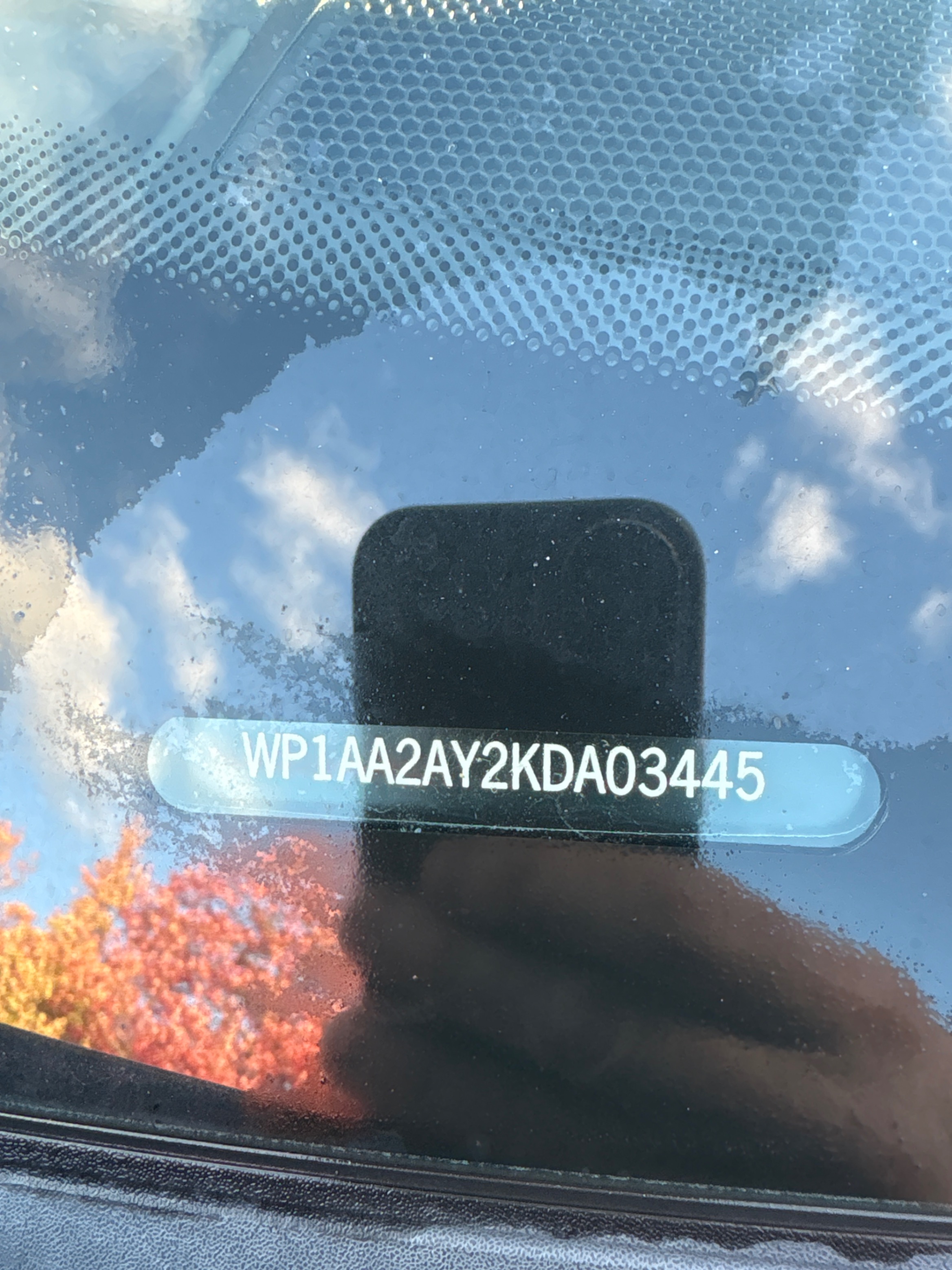 Photo 10 from auction – 2019 PORSCHE CAYENNE AWD with VIN WP1AA2AY2KDA03445