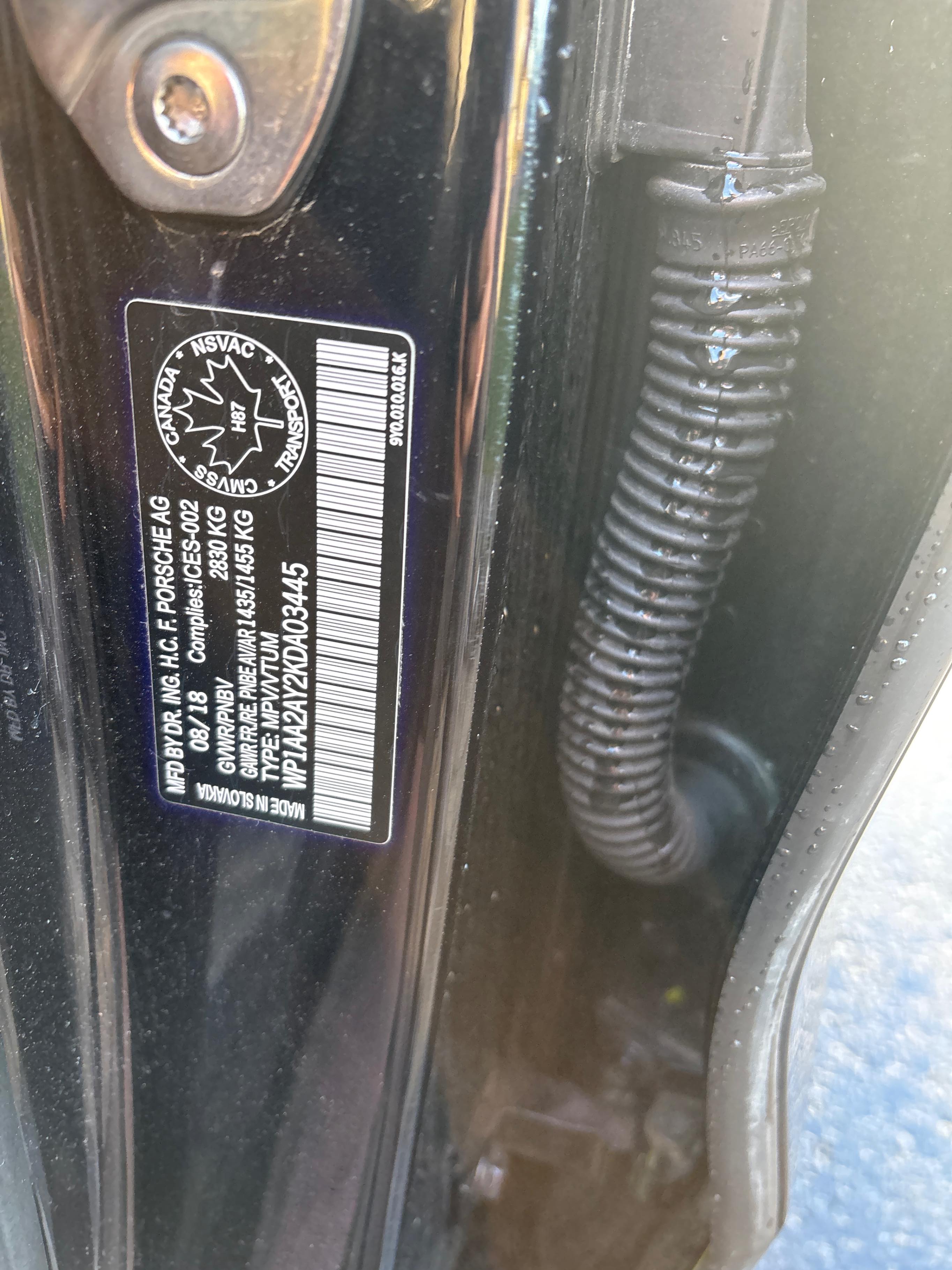 Photo 11 from auction – 2019 PORSCHE CAYENNE AWD with VIN WP1AA2AY2KDA03445