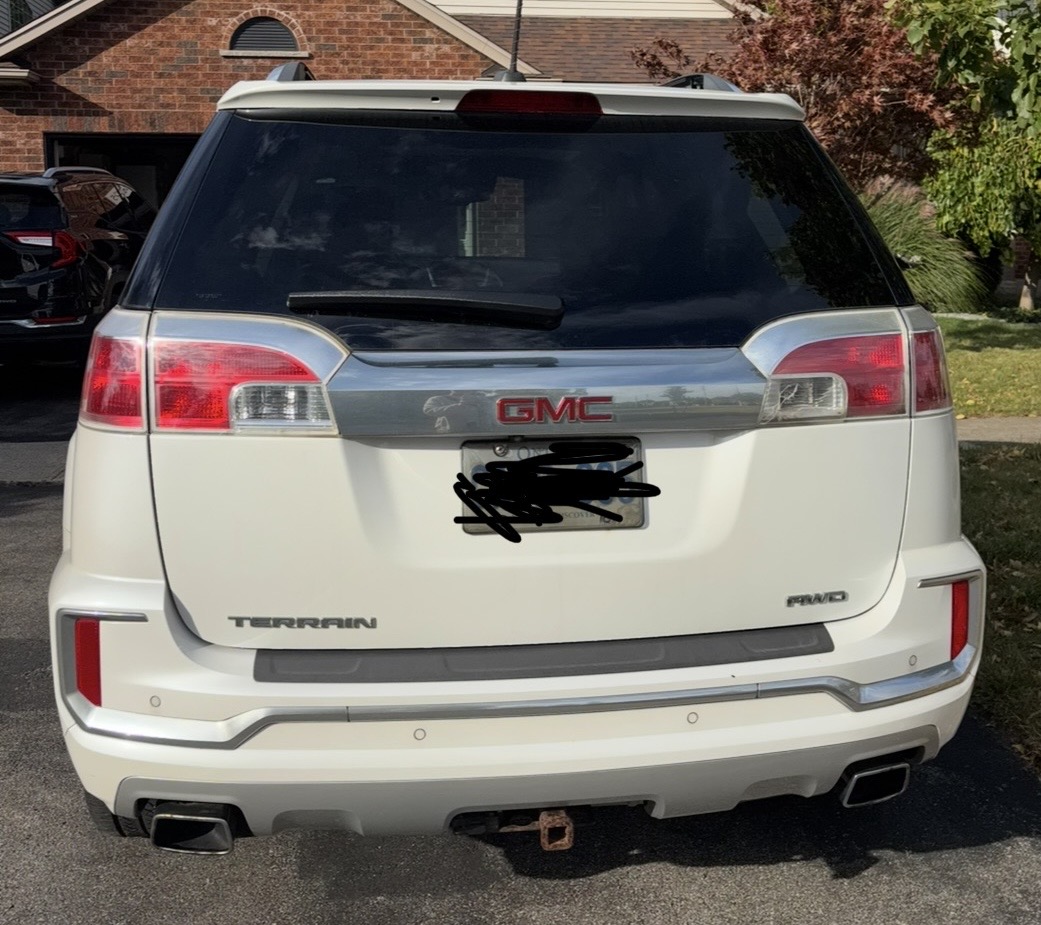 Photo 4 from auction – 2017 GMC TERRAIN DENALI with VIN 2GKFLVE37H6159610