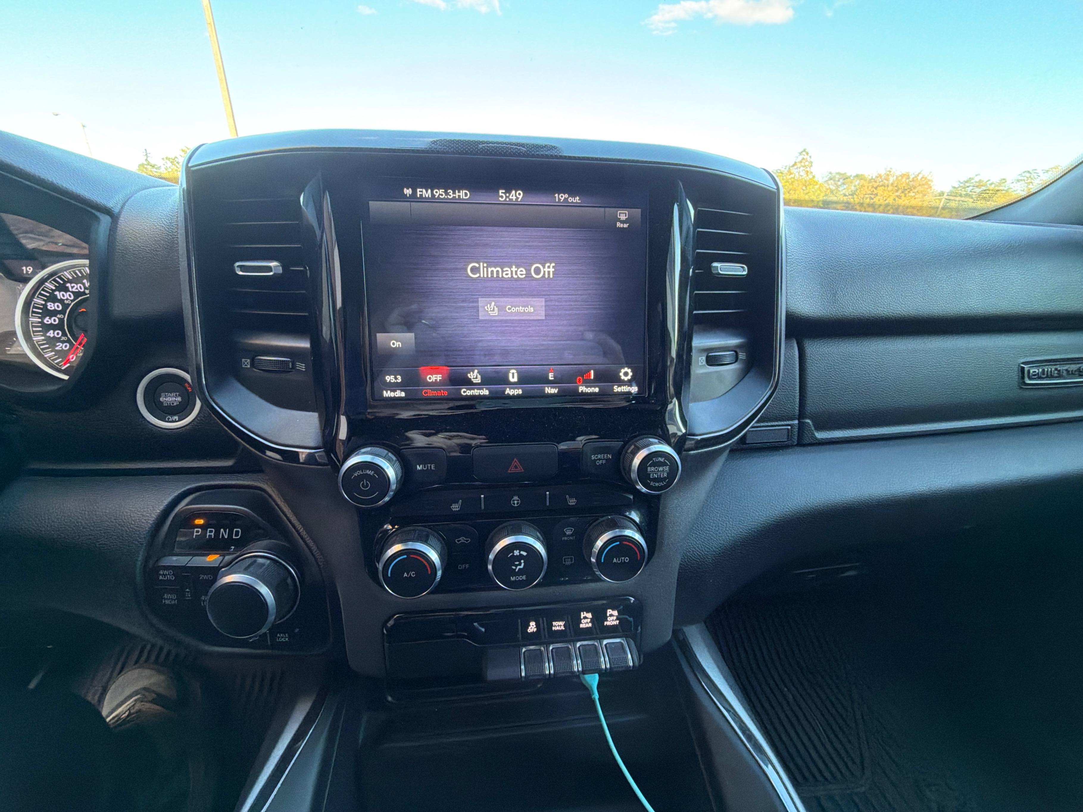 Photo 9 from auction – 2021 RAM 1500 BIG HORN with VIN 1C6SRFFT3MN662609