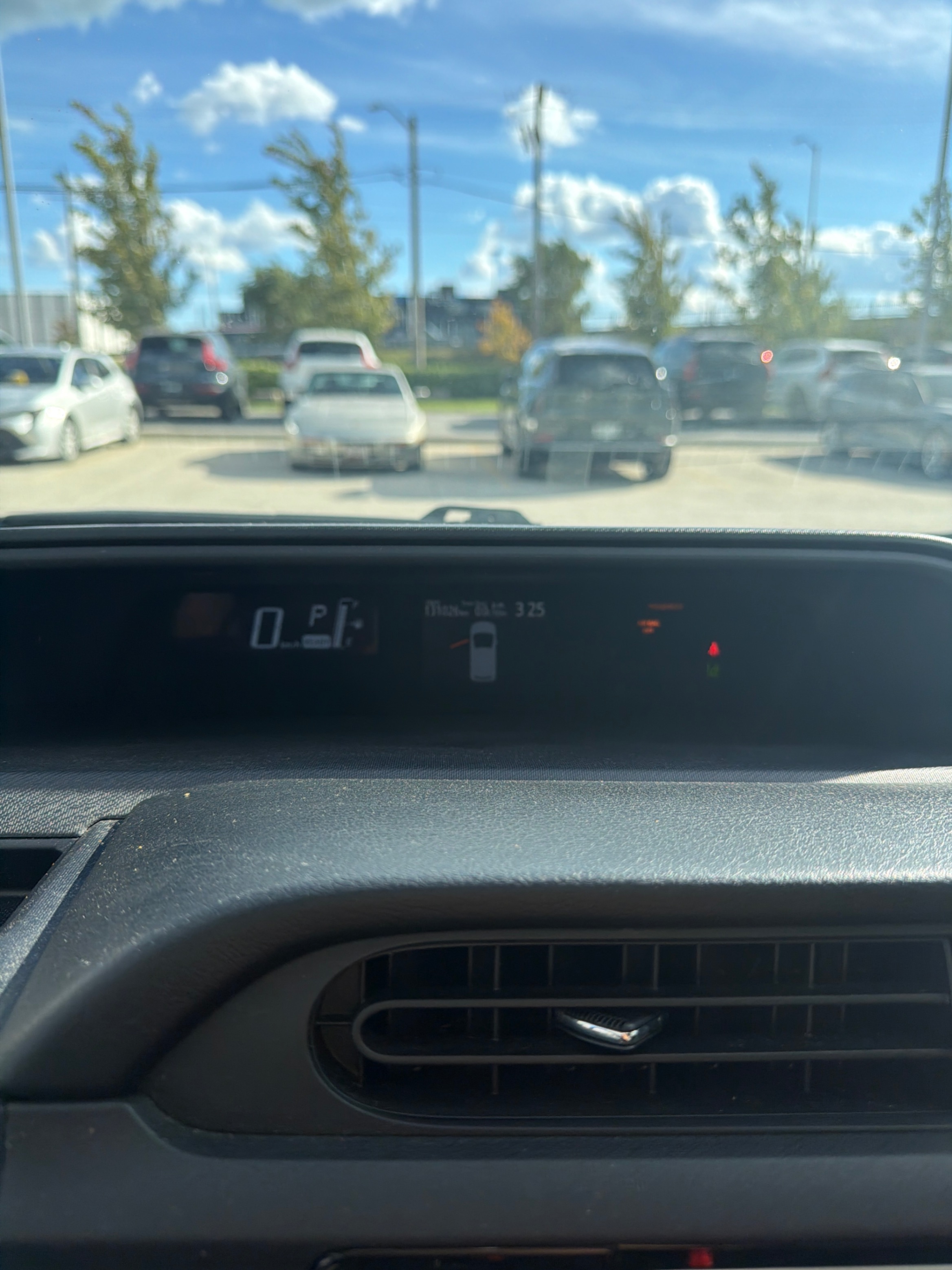 Снимка 8 от търг – 2016 TOYOTA PRIUS C 5DR HB с VIN JTDKDTB30G1138129