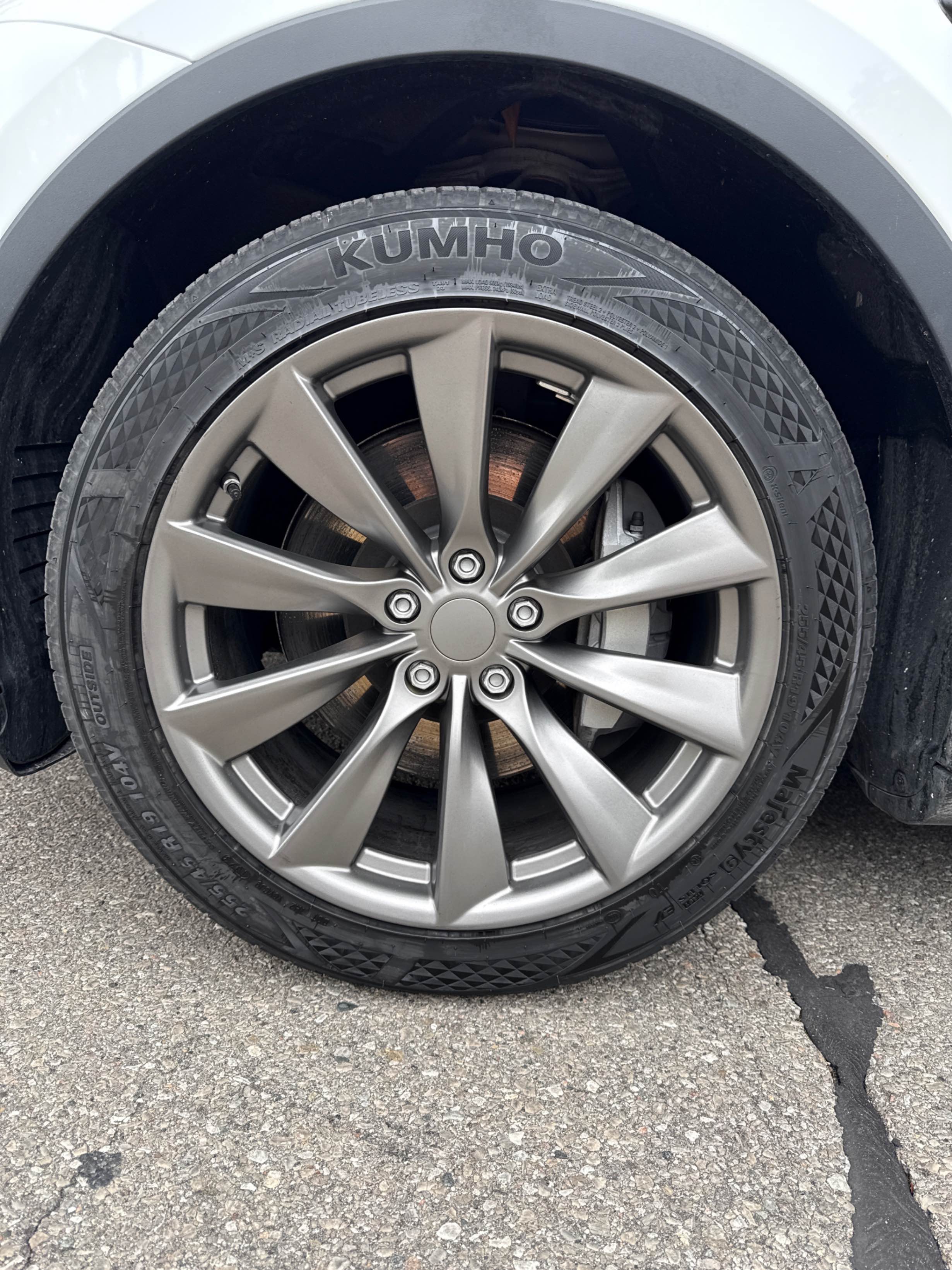 Photo 7 from auction – 2023 TESLA MODEL Y RWD with VIN LRWYGDFD5PC913438