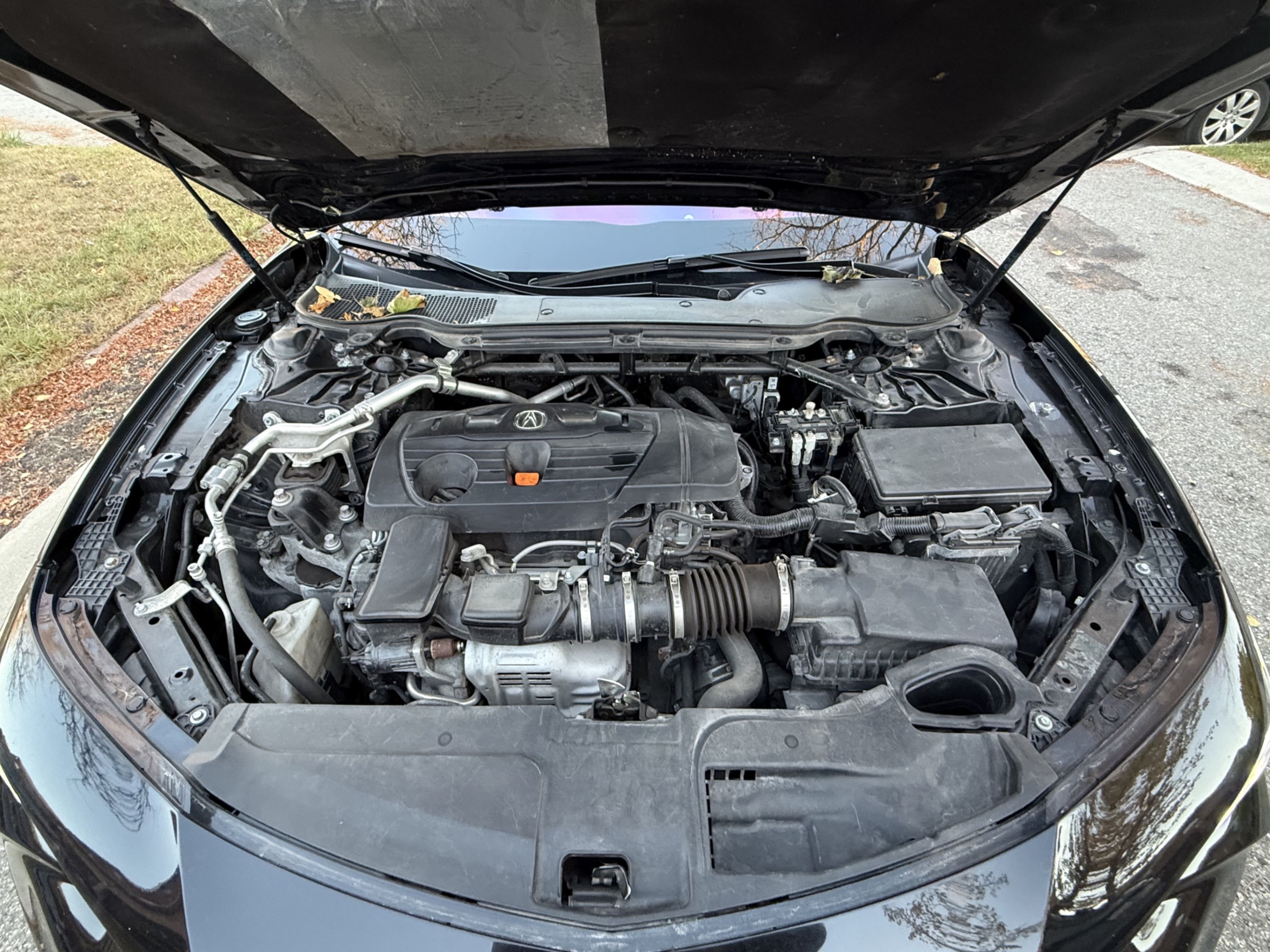Снимка 12 от търг – 2022 ACURA TLX PLATINUM ELITE с VIN 19UUB6F99NA801145