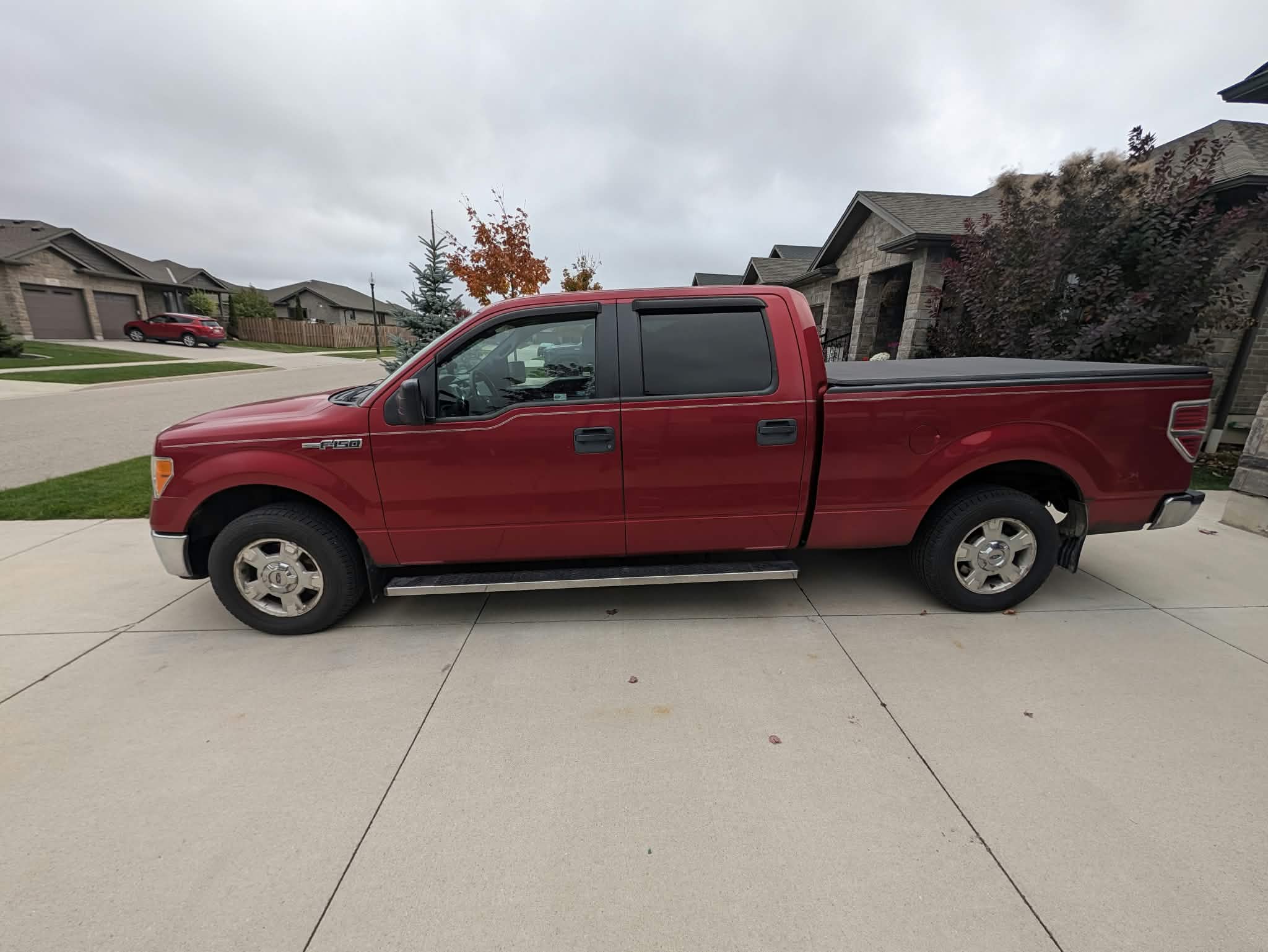 Снимка 2 от търг – 2012 FORD F-150 2WD SUPERCREW с VIN 1FTFW1CF5CKE11384