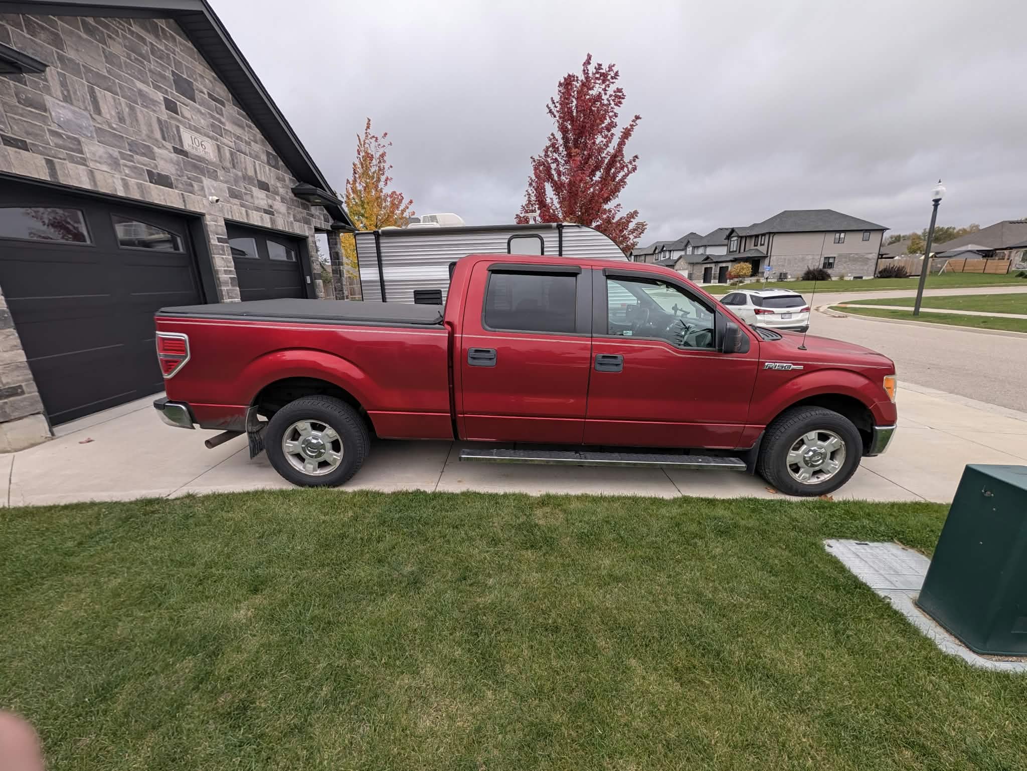 Снимка 3 от търг – 2012 FORD F-150 2WD SUPERCREW с VIN 1FTFW1CF5CKE11384