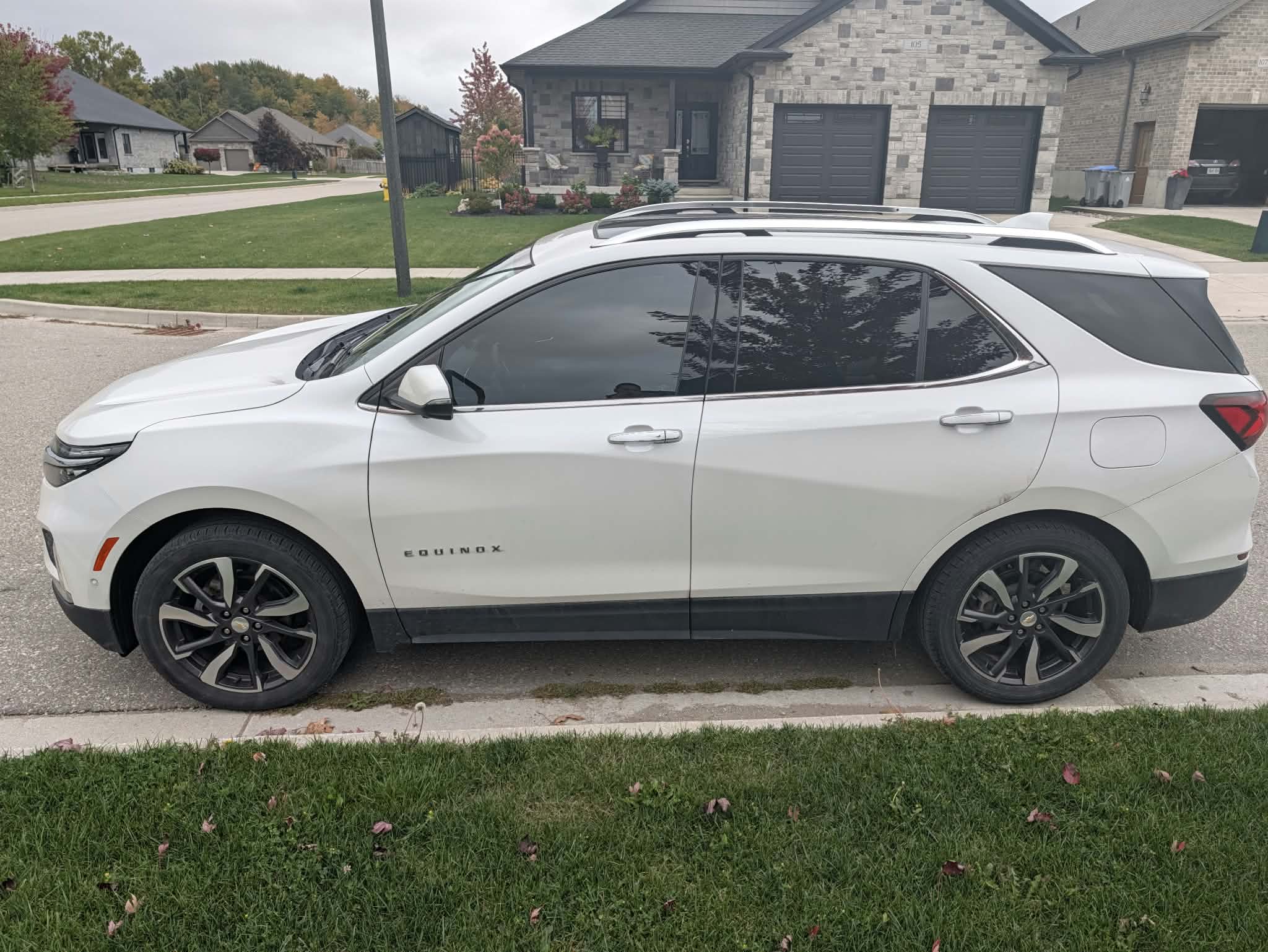 Снимка 2 от търг – 2022 CHEVROLET EQUINOX PREMIER с VIN 2GNAXXEV9N6136095