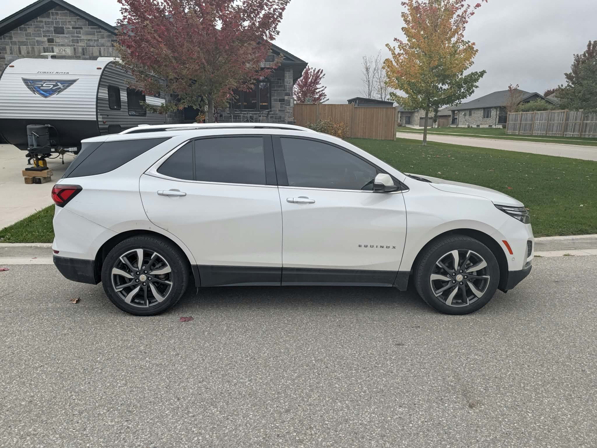 Снимка 3 от търг – 2022 CHEVROLET EQUINOX PREMIER с VIN 2GNAXXEV9N6136095