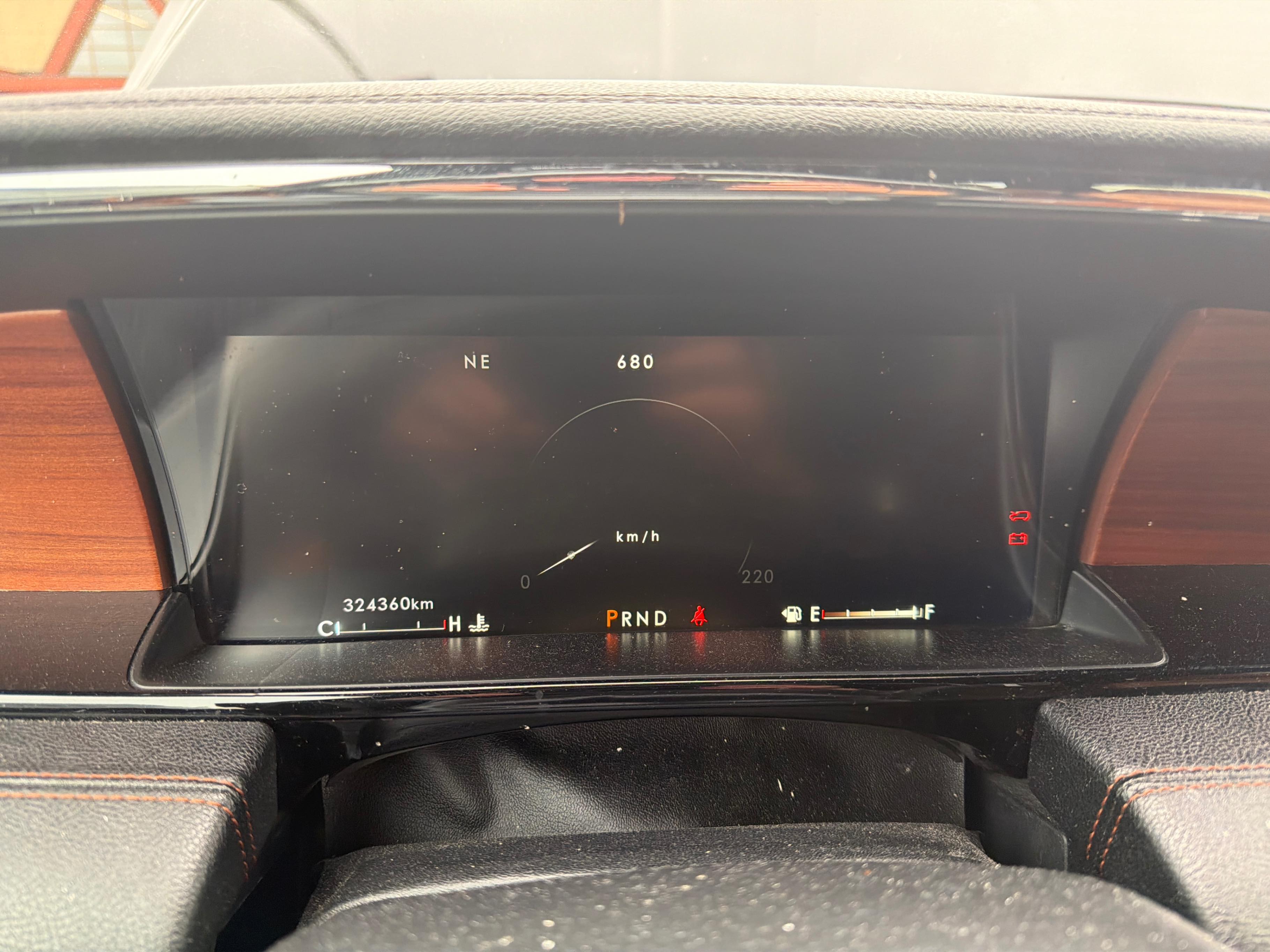 Снимка 8 от търг – 2019 LINCOLN NAVIGATOR L RESERVE с VIN 5LMJJ3LTXKEL25701
