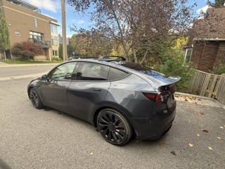 Photo 2 from auction – 2021 TESLA MODEL Y PERFORMANCE with VIN 5YJYGDEF3MF303896