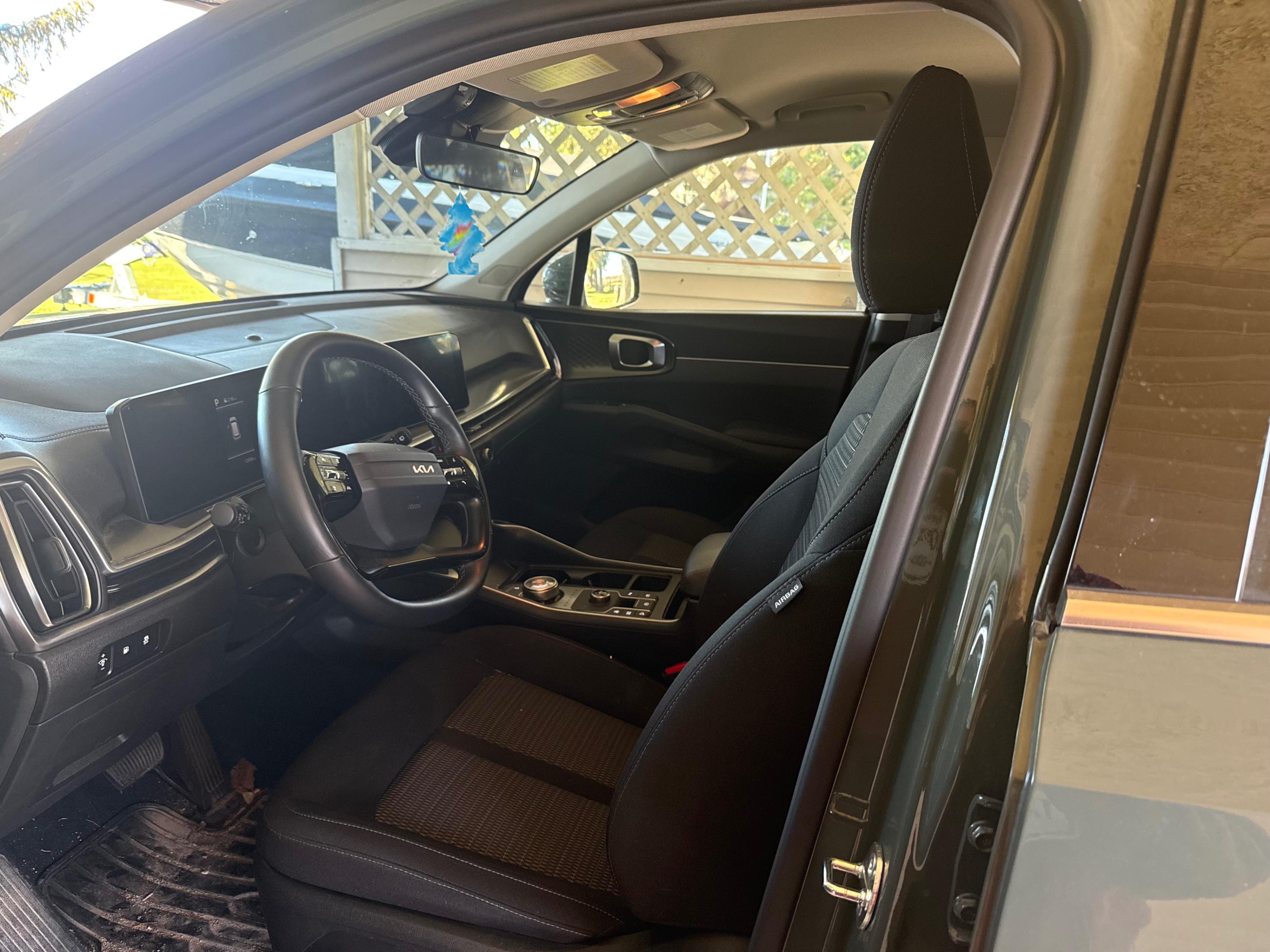 Снимка 5 от търг – 2026 KIA SORENTO PLUG-IN HYBRID LX с VIN KNDRKDJH7T5450331