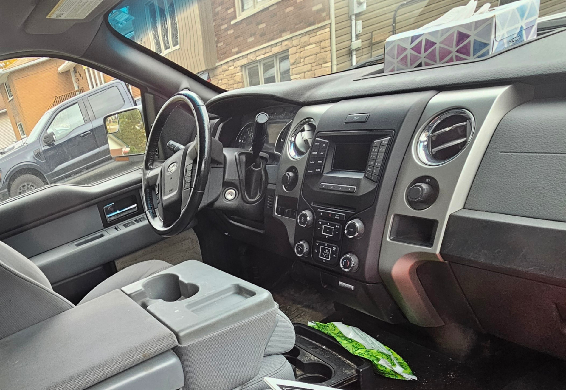 Снимка 9 от търг – 2013 FORD F-150 4WD SUPERCAB 145" с VIN 1FTFX1EF2DFA96984