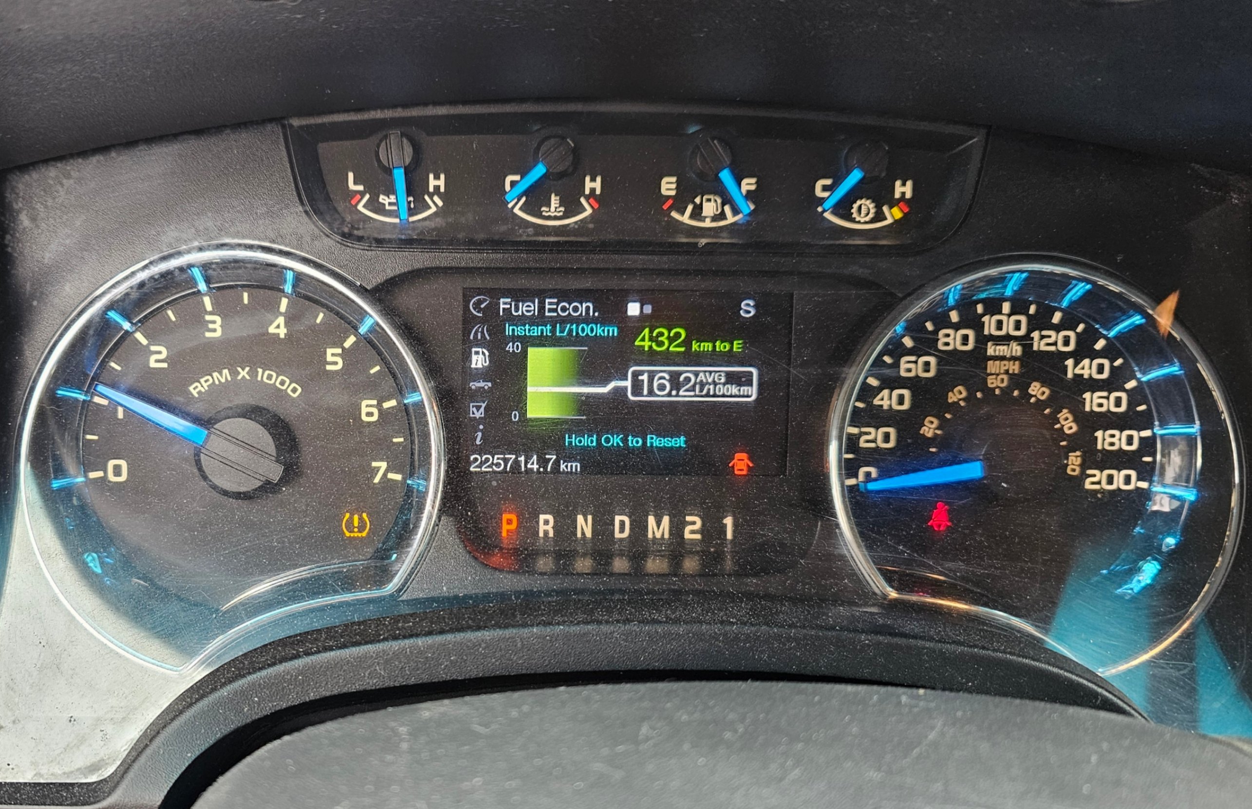 Снимка 8 от търг – 2013 FORD F-150 4WD SUPERCAB 145" с VIN 1FTFX1EF2DFA96984