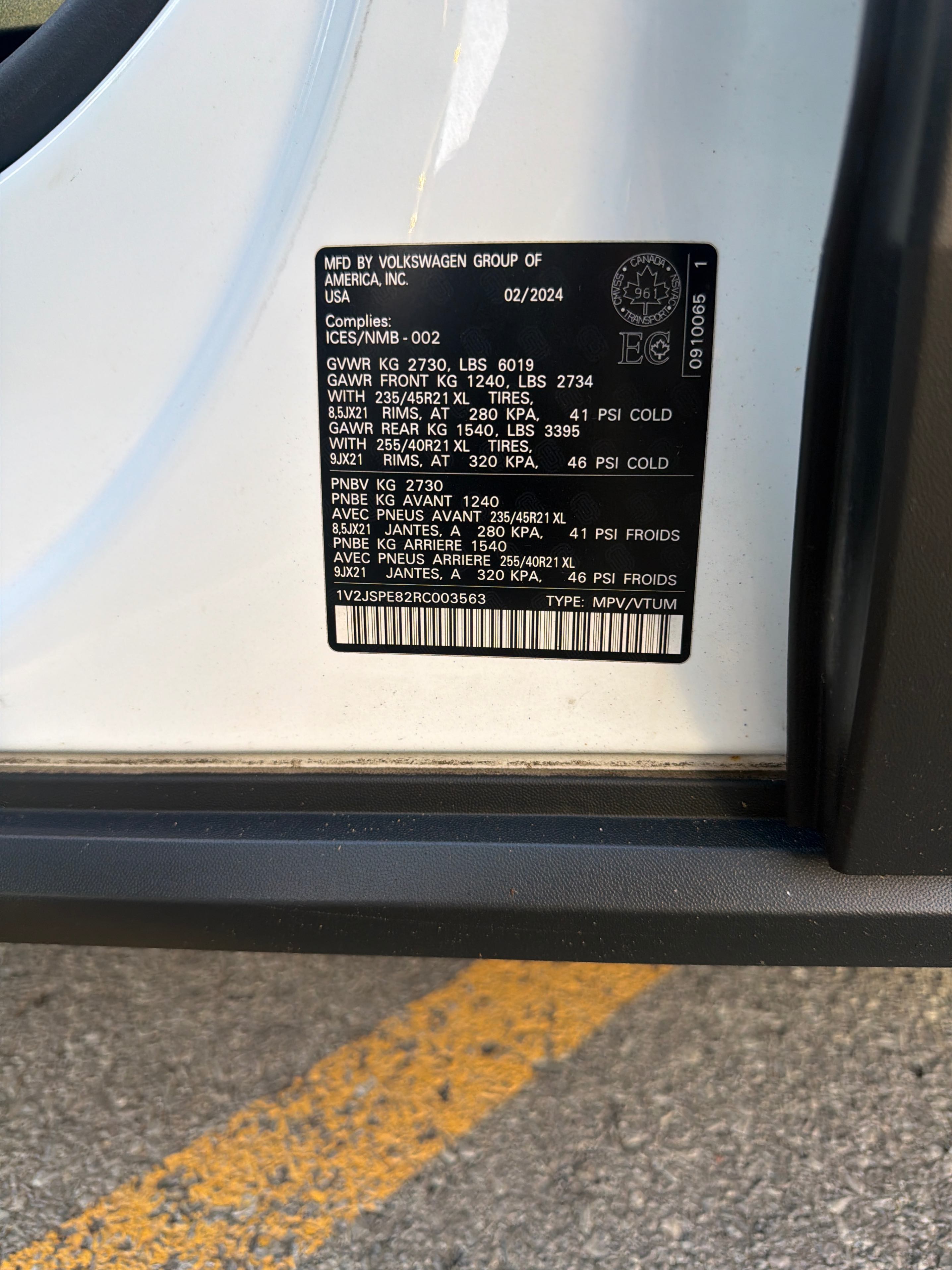 Photo 10 from auction – 2024 VOLKSWAGEN ID.4 PRO S with VIN 1V2JSPE82RC003563