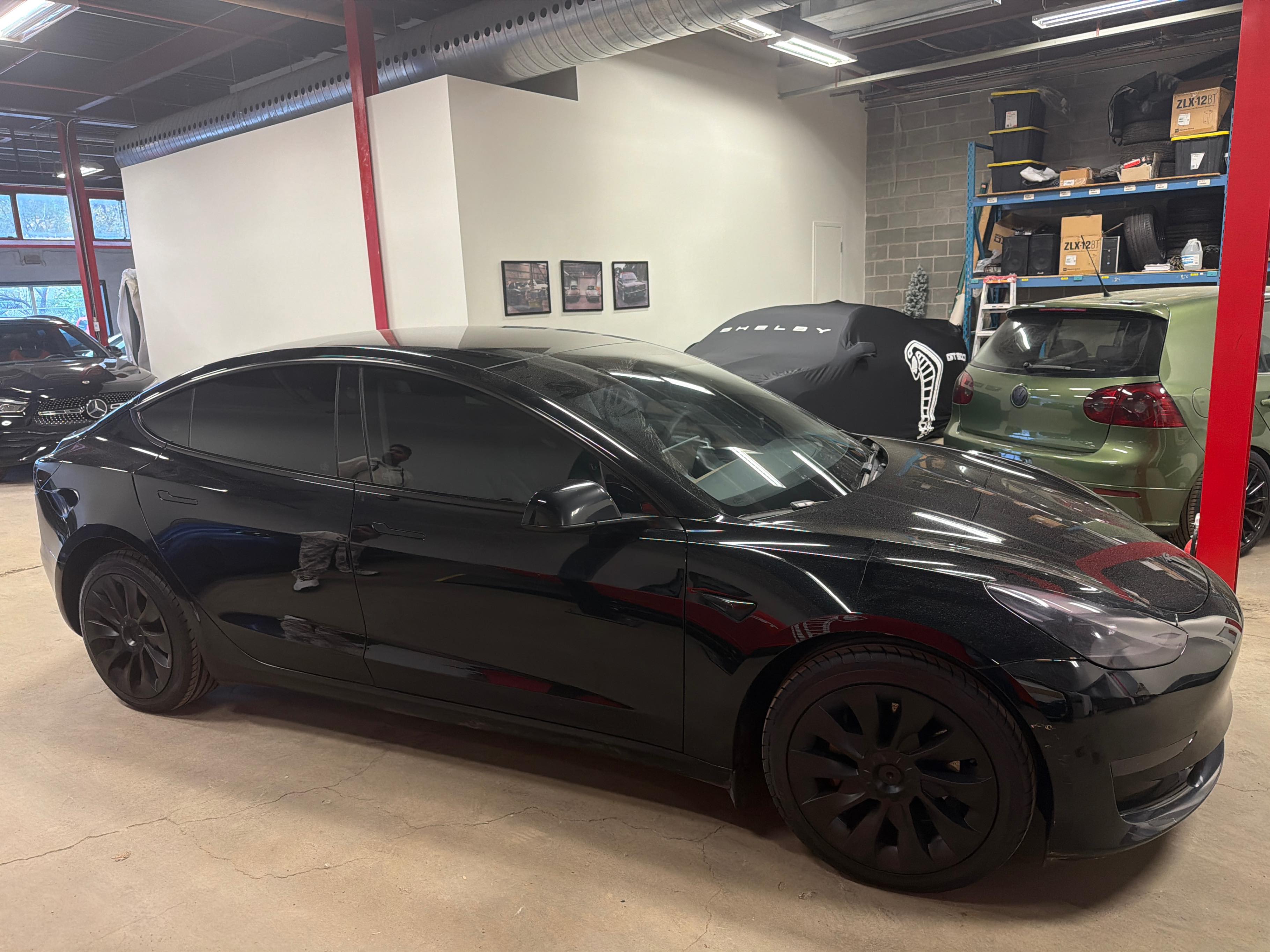 Photo 3 from auction – 2023 TESLA MODEL 3 LONG RANGE with VIN LRW3E1EB4PC943044