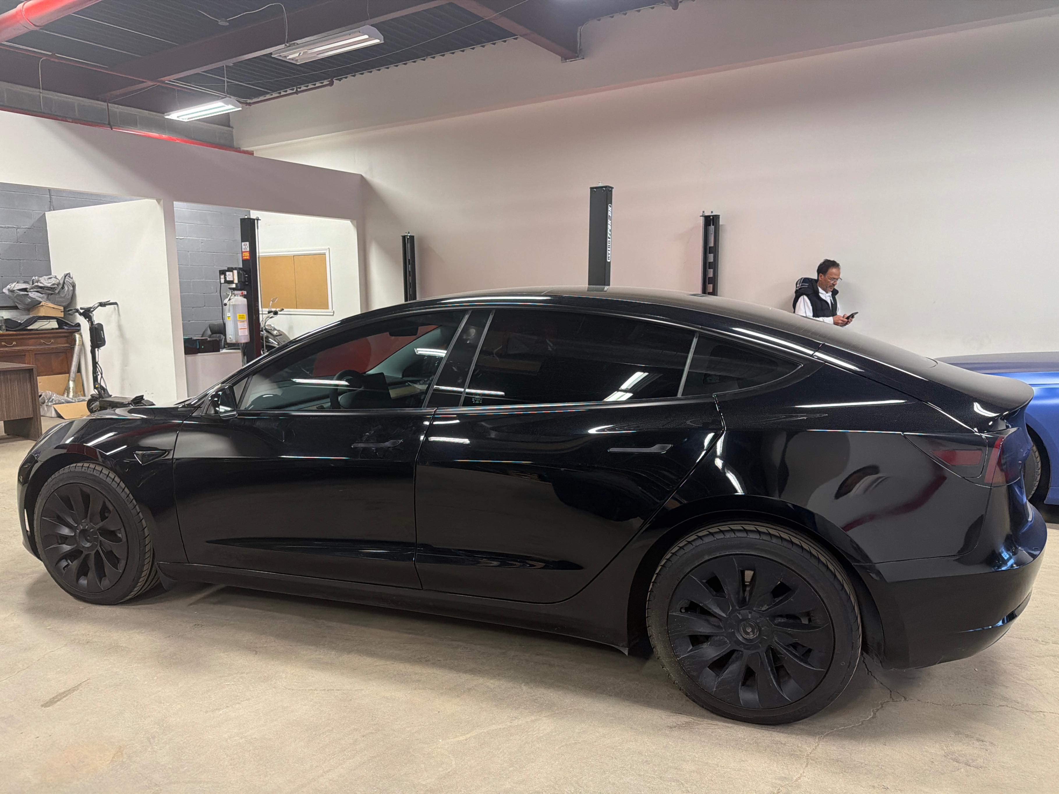 Photo 2 from auction – 2023 TESLA MODEL 3 LONG RANGE with VIN LRW3E1EB4PC943044
