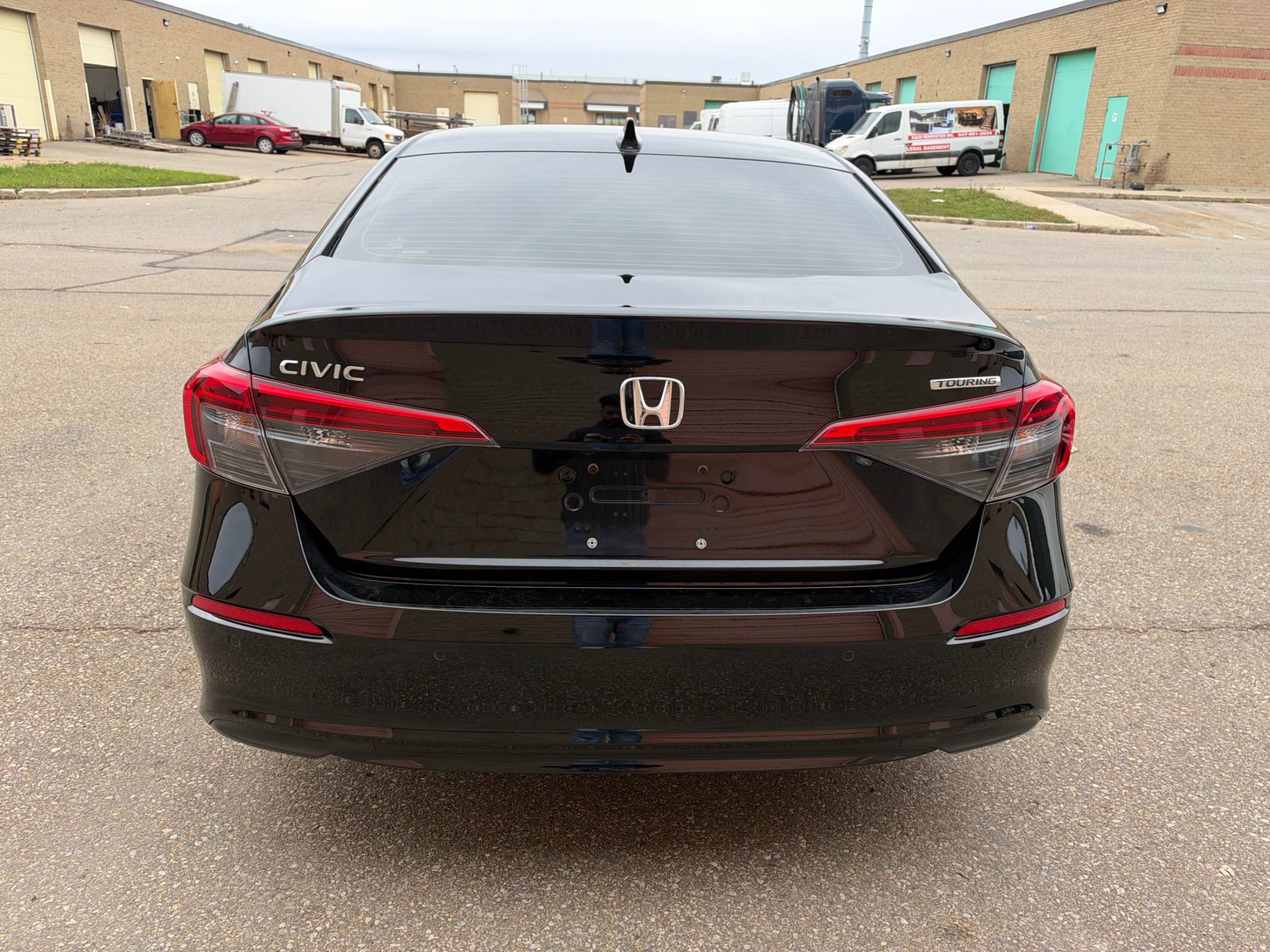 Снимка 4 от търг – 2024 HONDA CIVIC SEDAN TOURING с VIN 2HGFE1F98RH002340