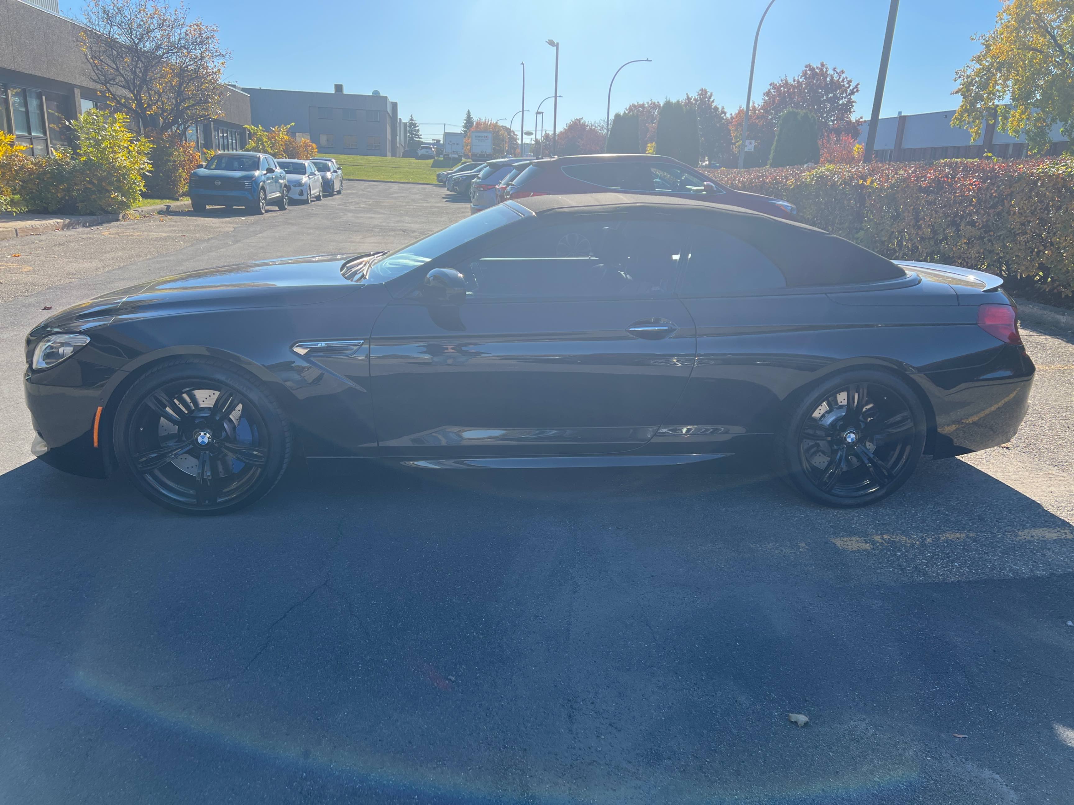 Photo 2 from auction – 2017 BMW M6 2DR CABRIOLET with VIN WBS6G9C34HD932389