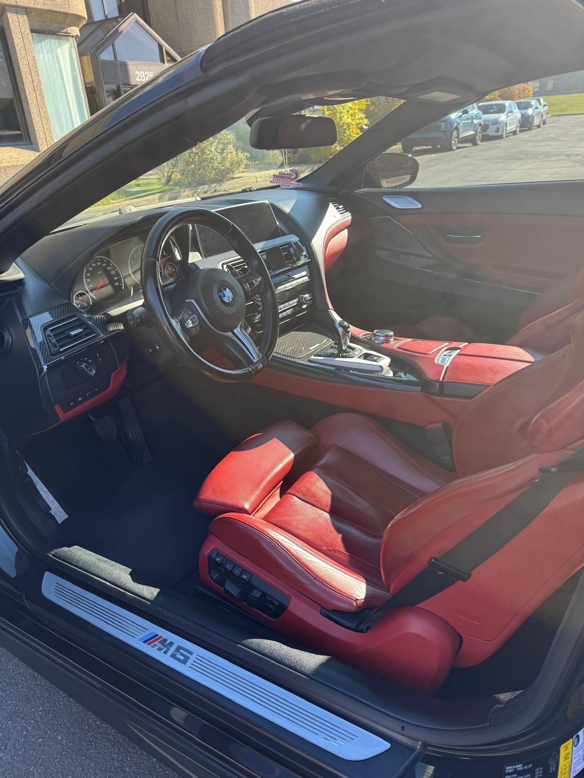Photo 5 from auction – 2017 BMW M6 2DR CABRIOLET with VIN WBS6G9C34HD932389