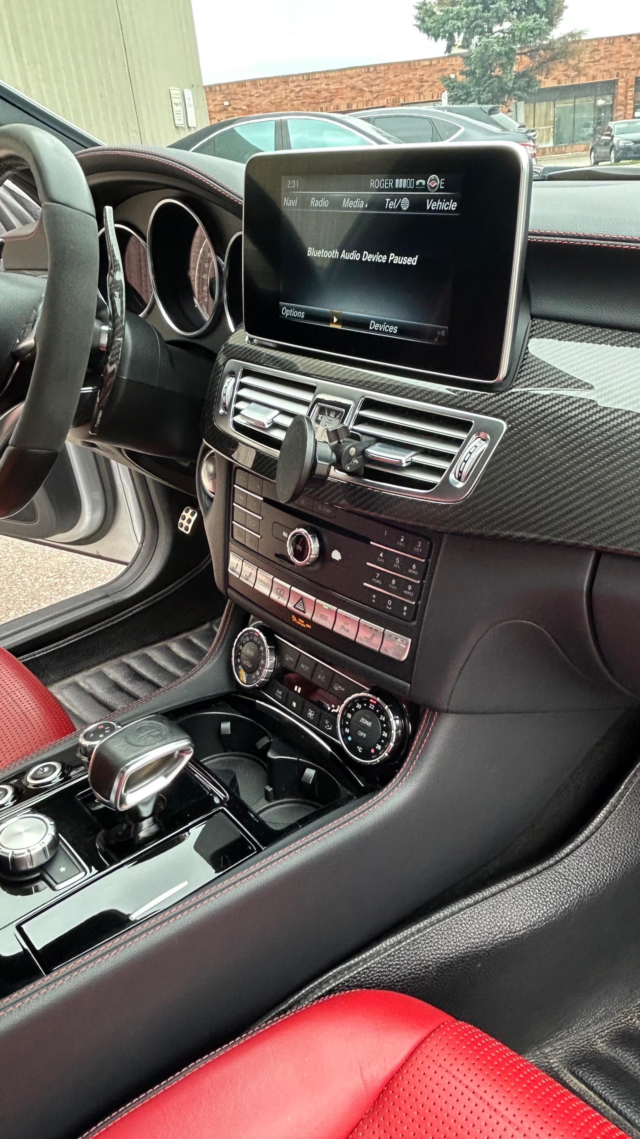 Снимка 15 от търг – 2015 MERCEDES-BENZ CLS-CLASS CLS 63 AMG S-MODEL с VIN WDDLJ7GB1FA142909