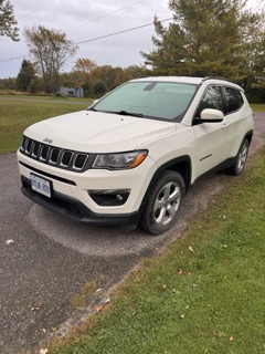 JEEP COMPASS NORTH 2017 with VIN 3C4NJDBB7HT688067 - Photo from auction