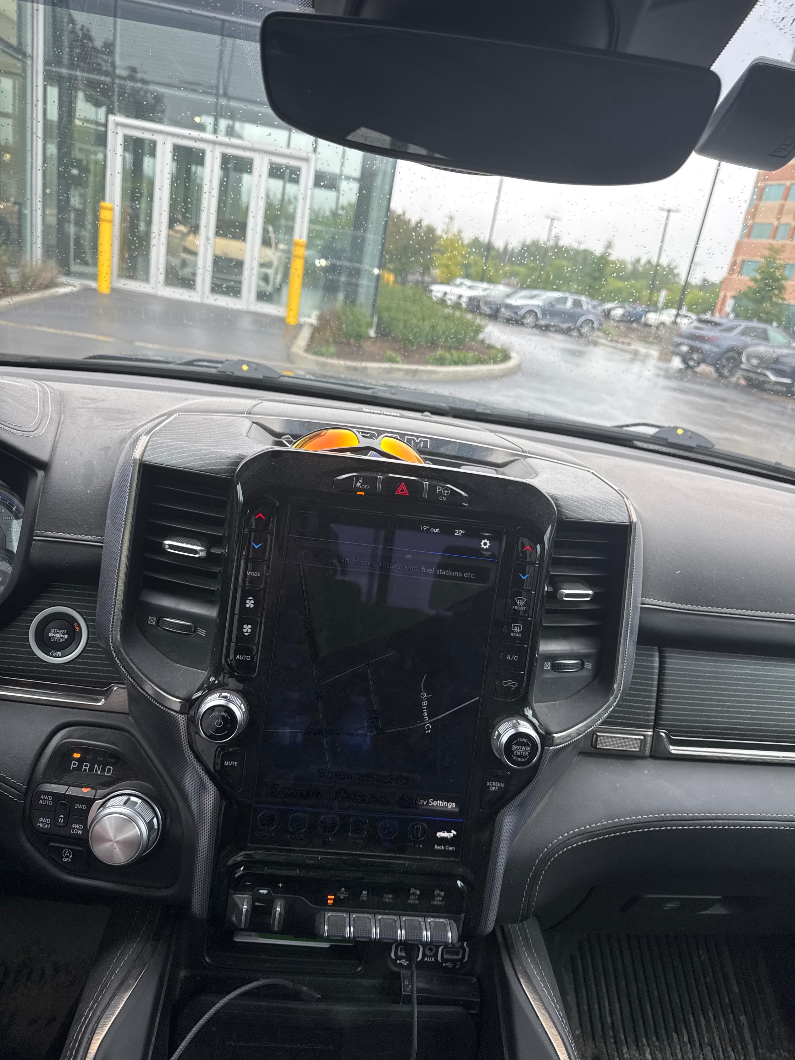 Photo 9 from auction – 2020 RAM 1500 LIMITED with VIN 1C6SRFHT6LN320034