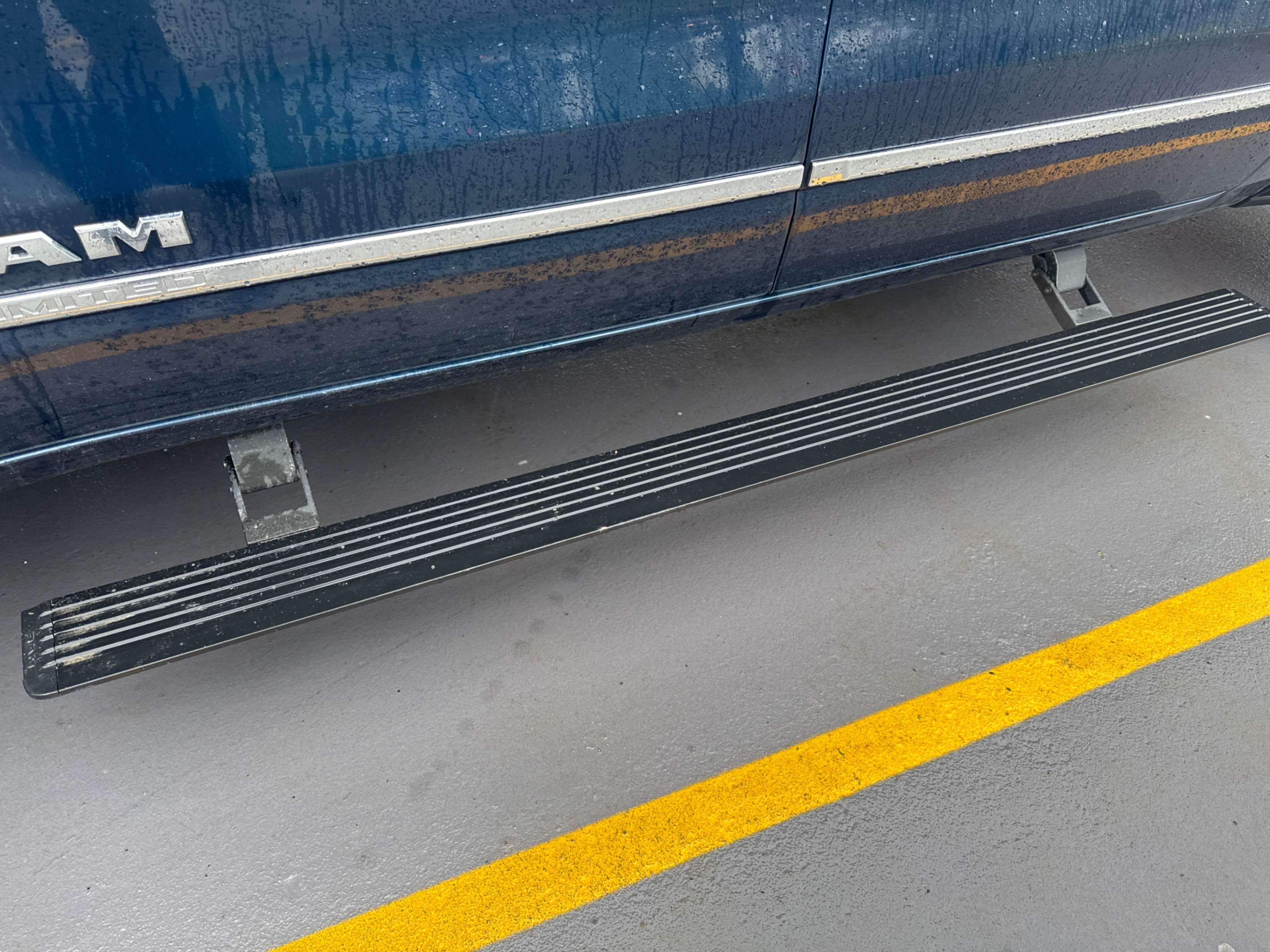 Photo 12 from auction – 2020 RAM 1500 LIMITED with VIN 1C6SRFHT6LN320034