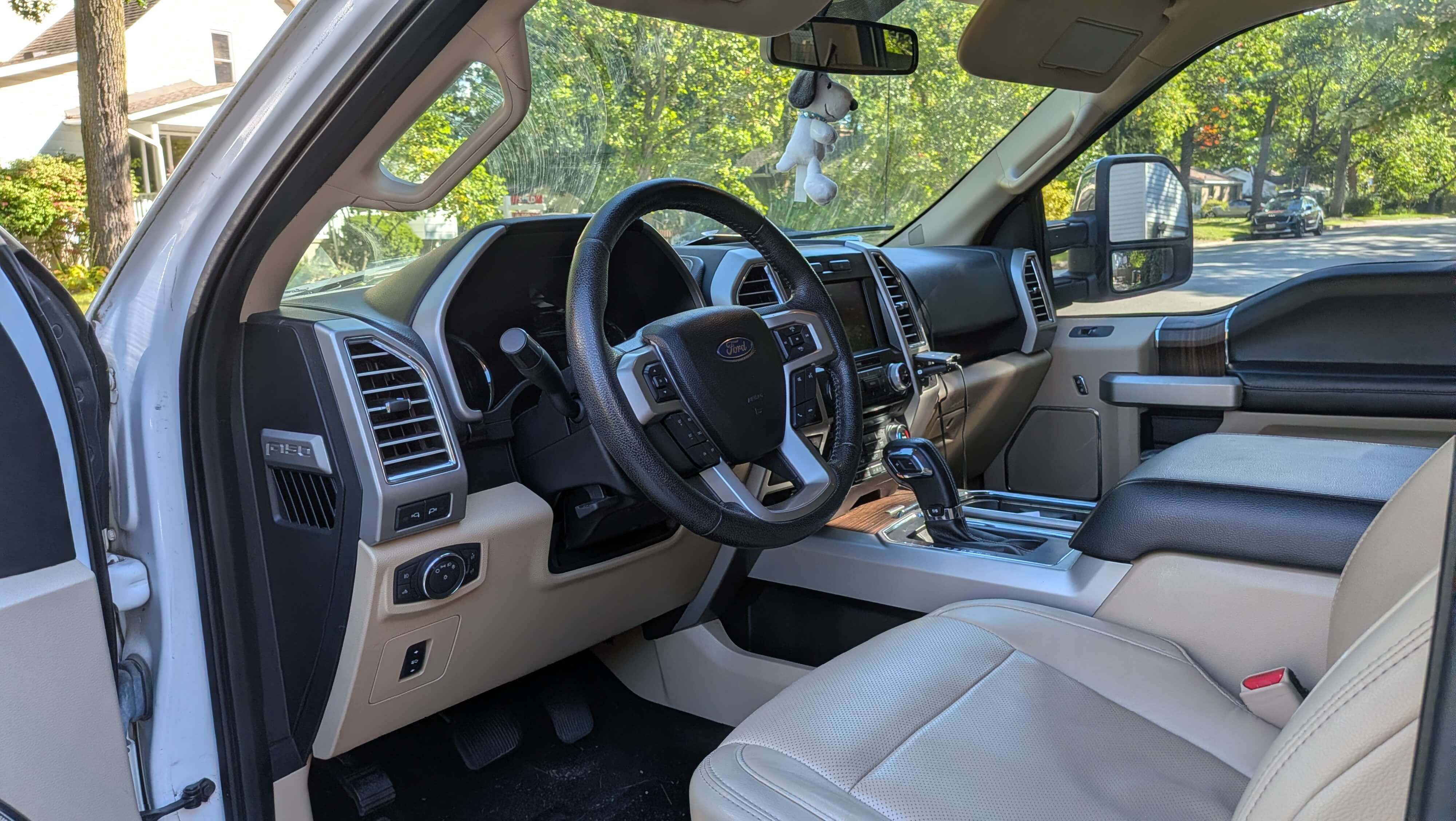 Photo 5 from auction – 2016 FORD F-150 4WD SUPERCREW with VIN 1FTEW1EF5GFB16339