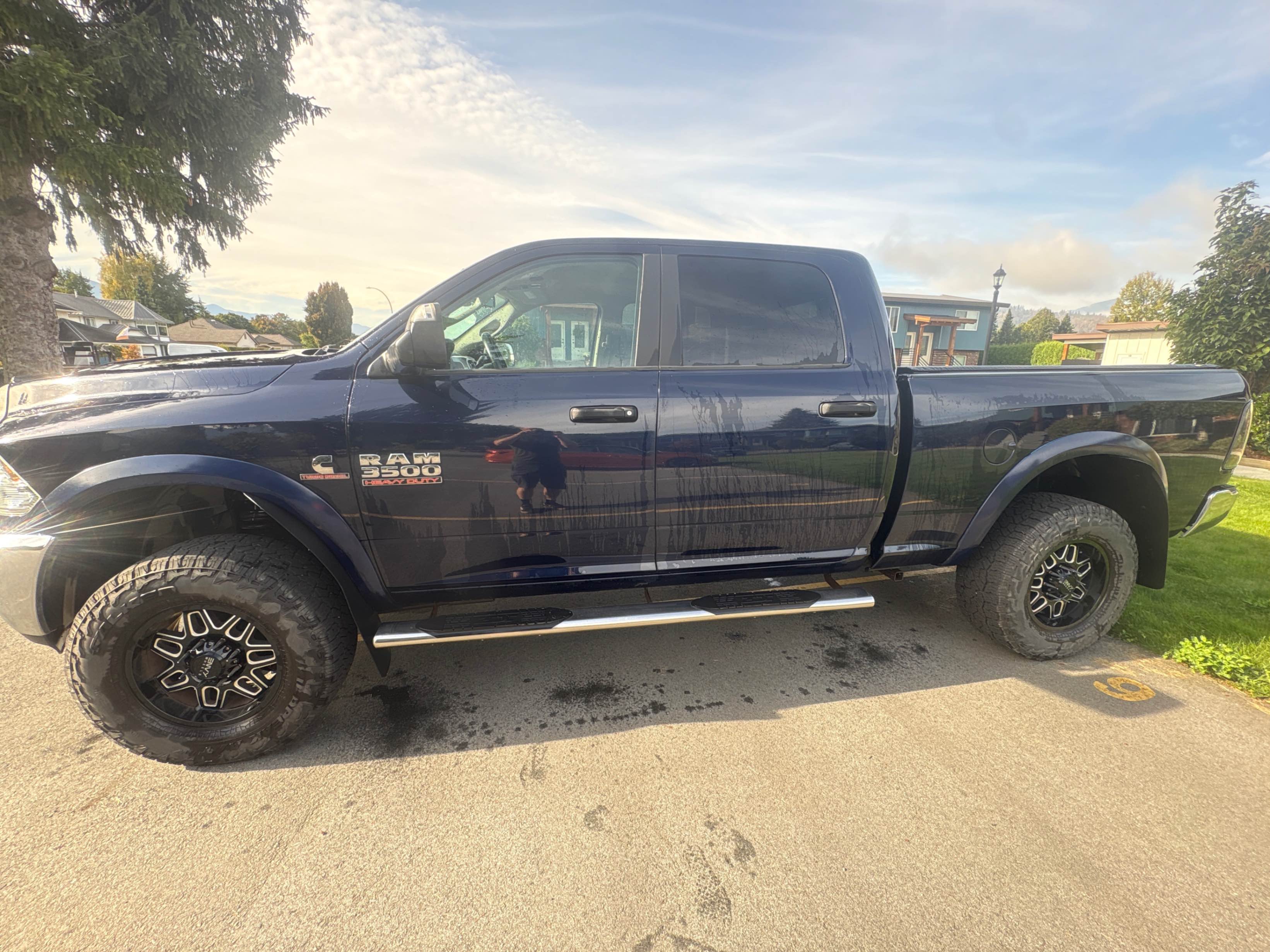 Photo 2 from auction – 2016 RAM 3500 SLT with VIN 3C63R3DL1GG354115
