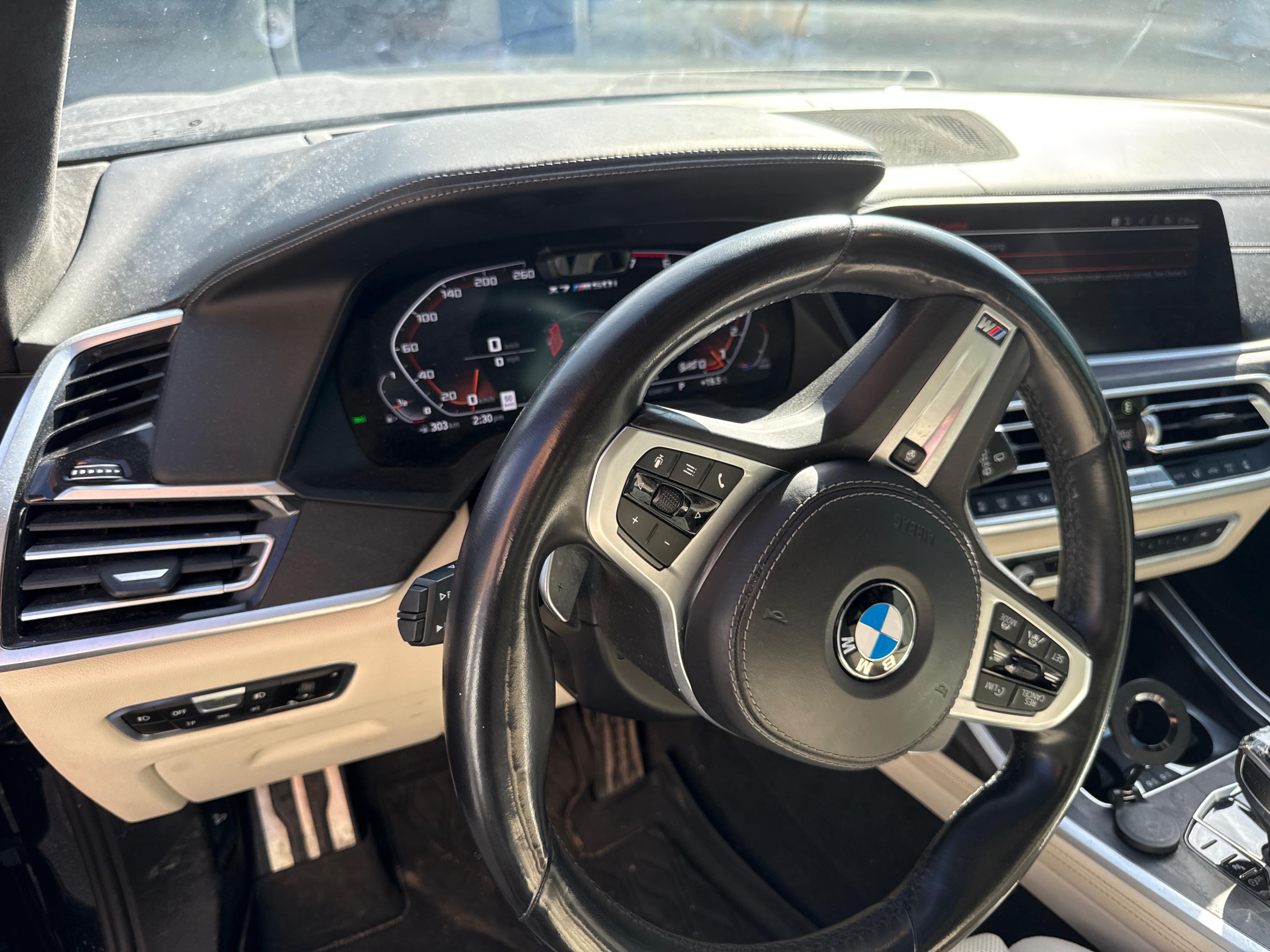 Снимка 4 от търг – 2022 BMW X7 M50I с VIN 5UXCX6C03N9K34769