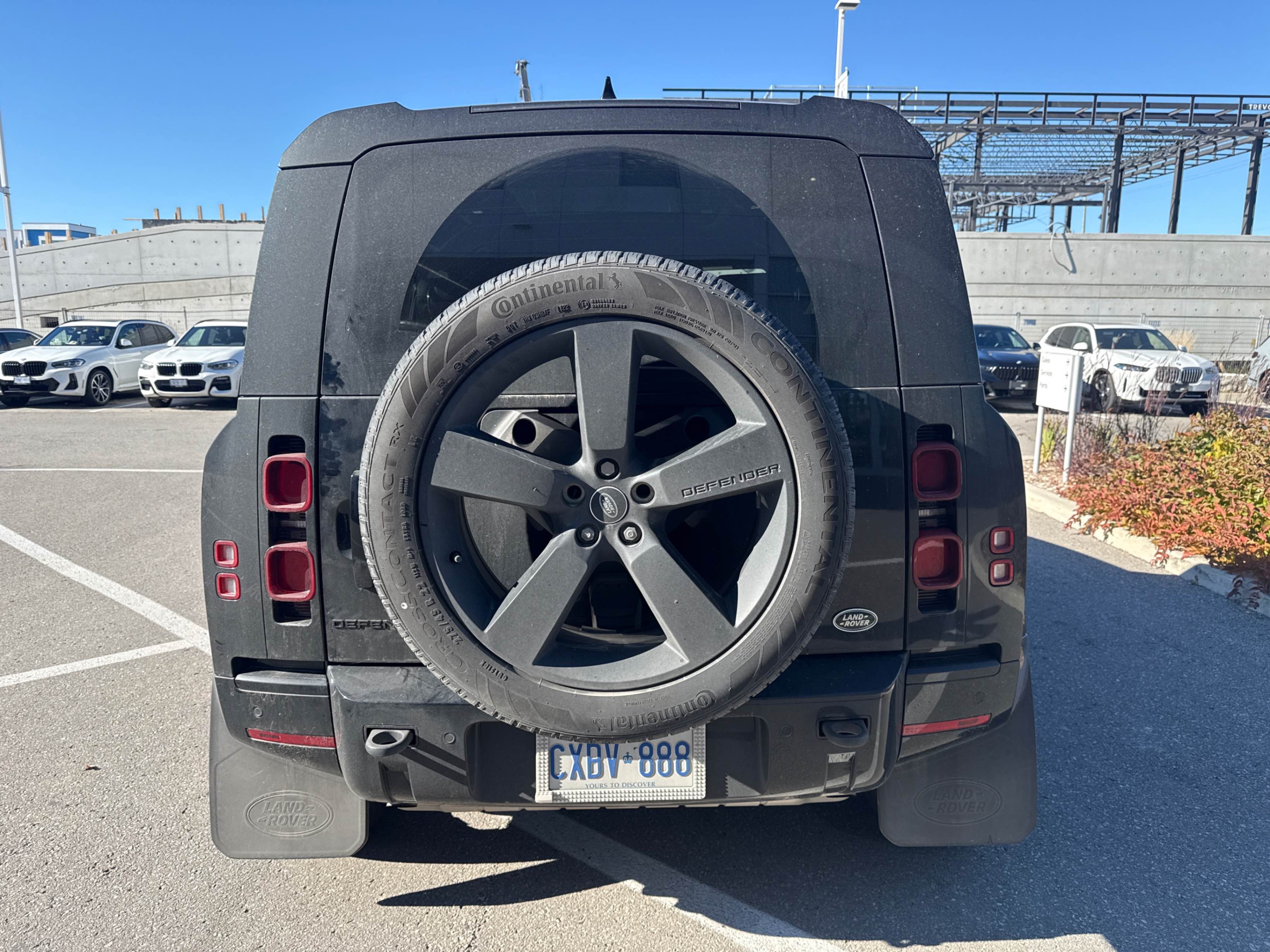 Снимка 4 от търг – 2023 LAND ROVER DEFENDER X-DYNAMIC SE с VIN SALE26EU6P2123226