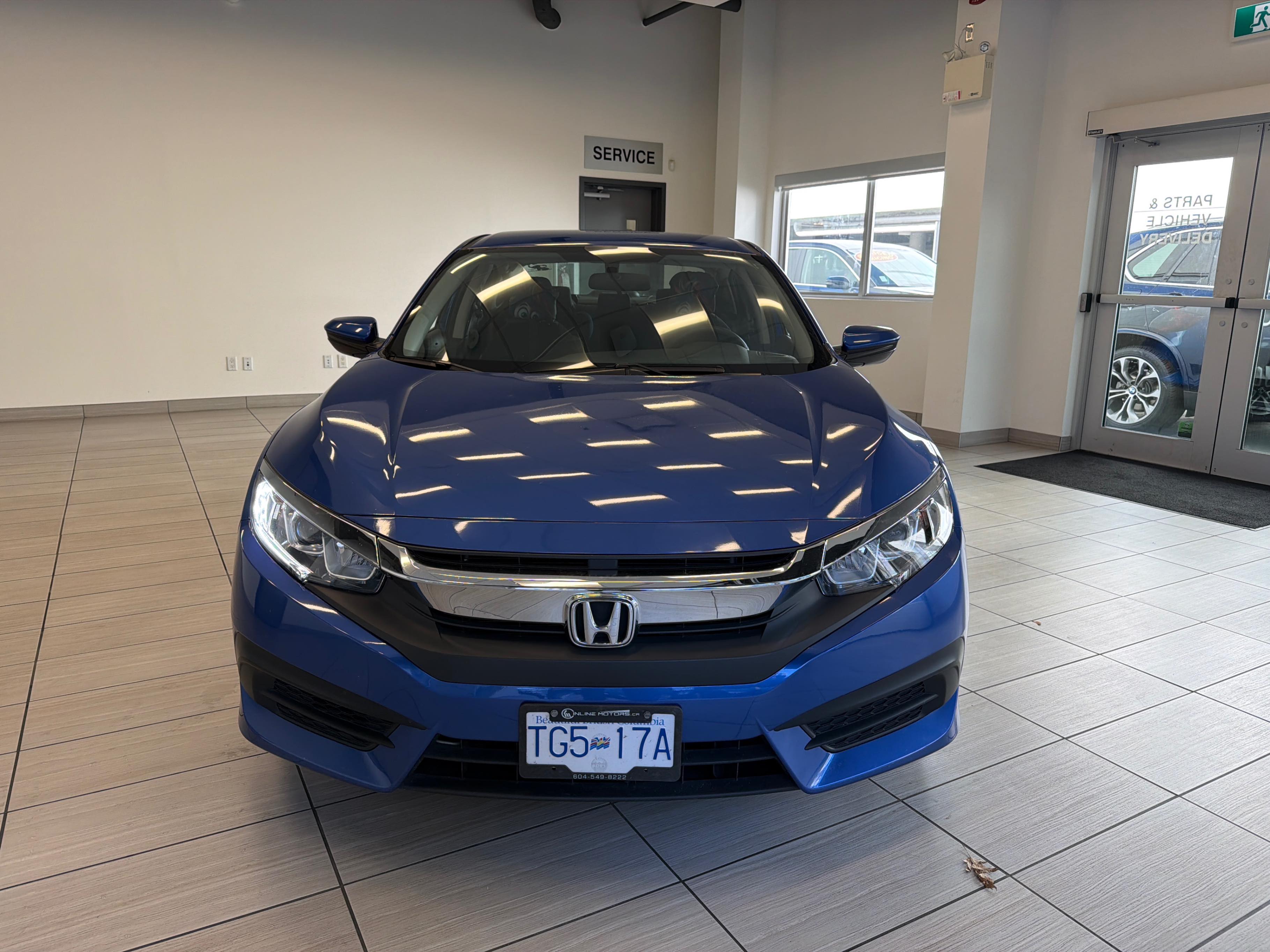 Снимка 6 от търг – 2018 HONDA CIVIC SEDAN LX с VIN 2HGFC2F50JH005729