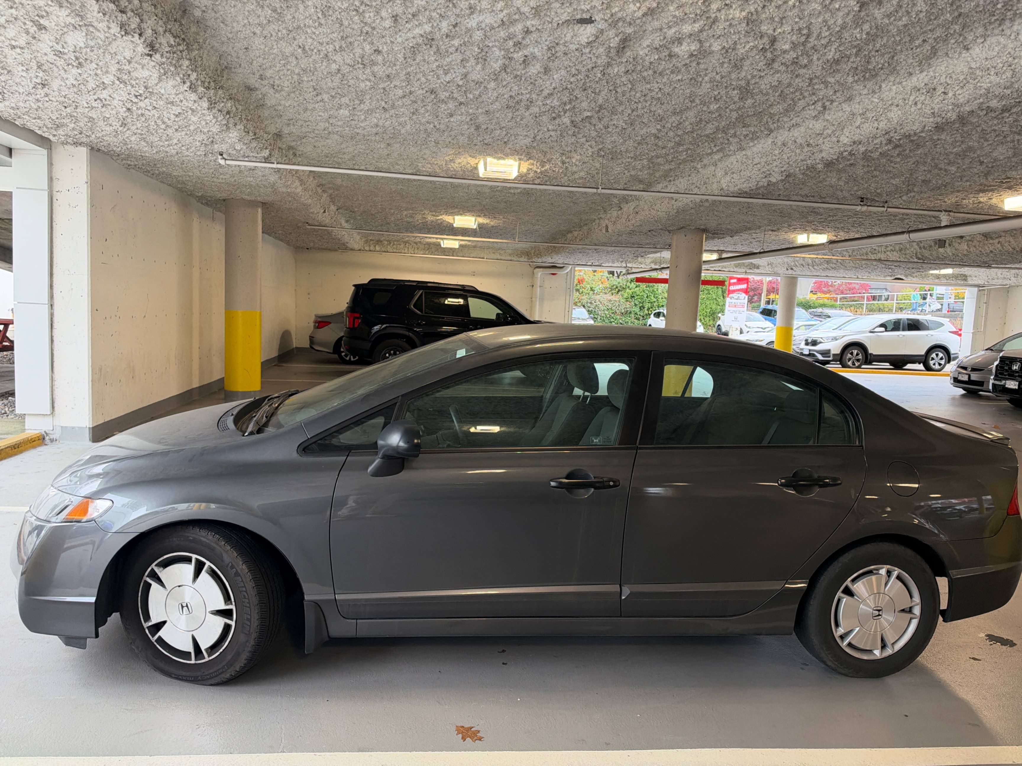 Снимка 2 от търг – 2010 HONDA CIVIC SDN DX-G с VIN 2HGFA1F46AH006438